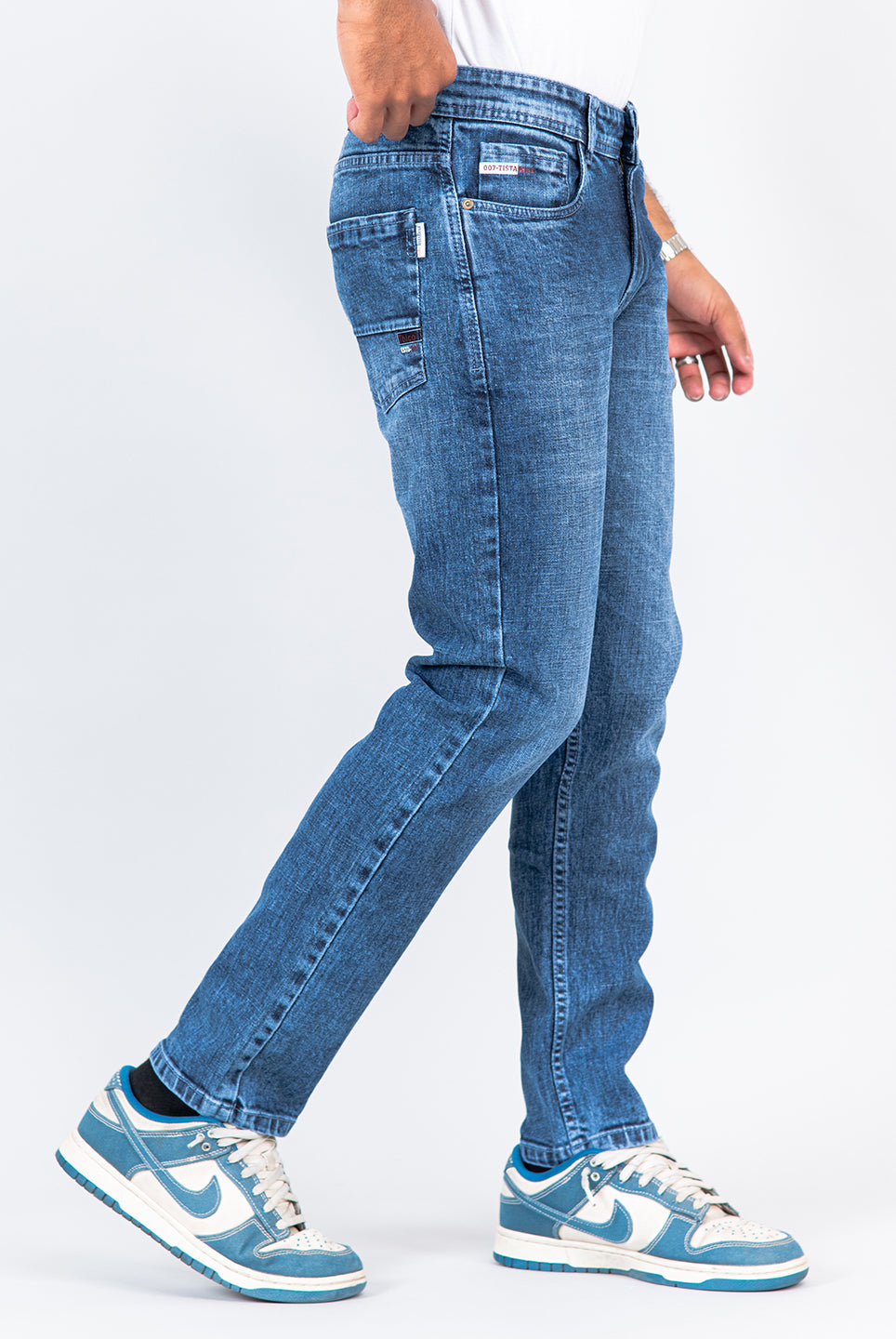 ankle fit jeans