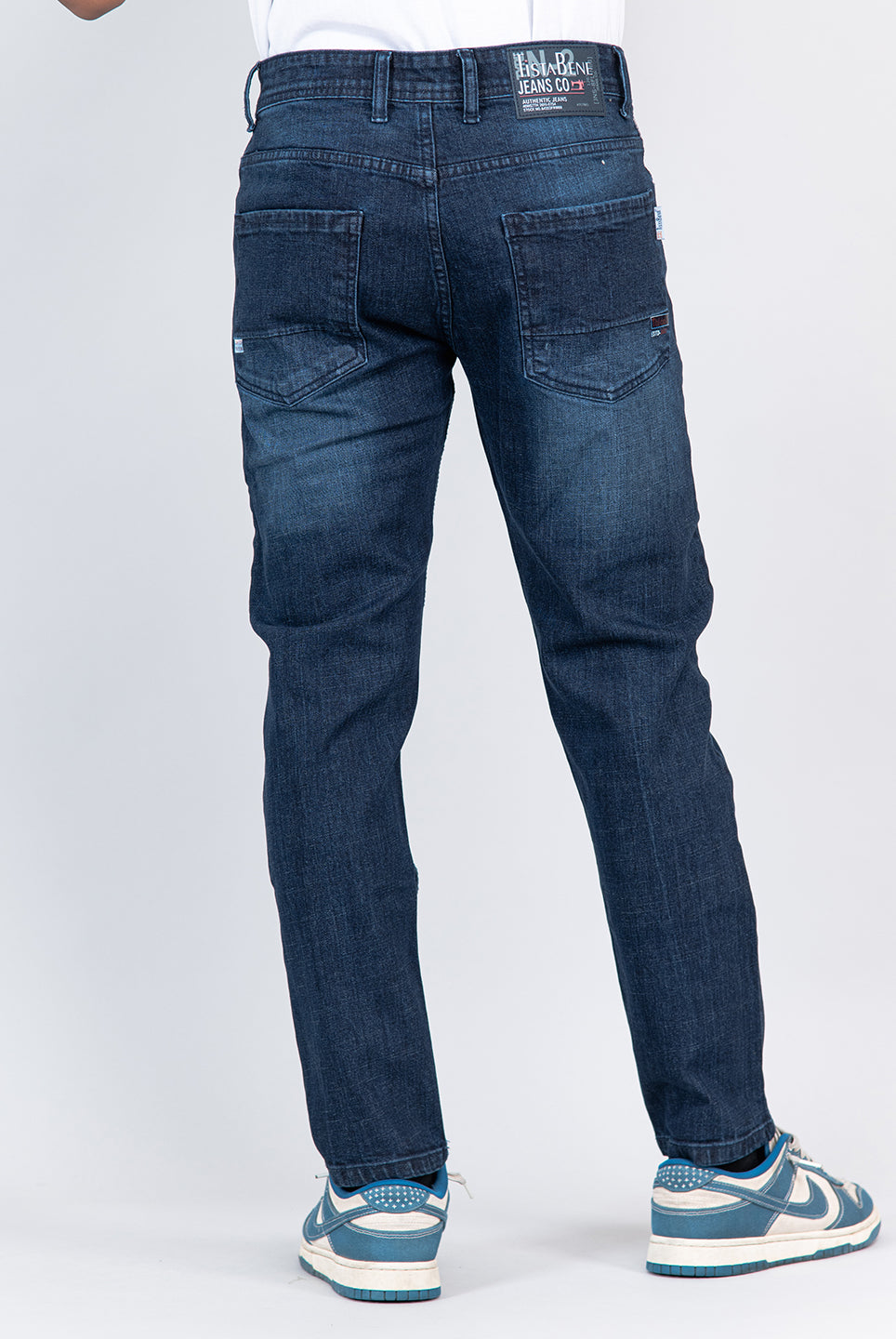 Ankle fit jeans