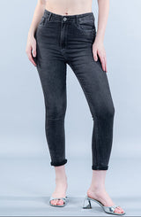 Carbon Black Skinny Fit Jeans For Women