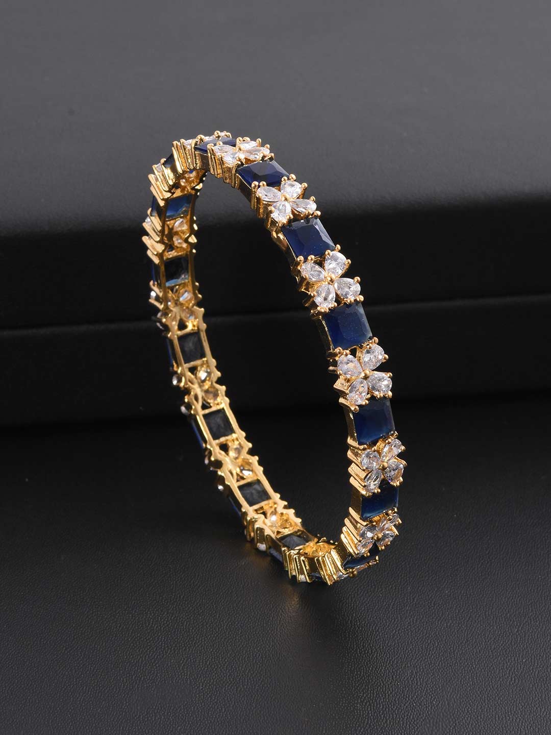 Contemporary Modern Kada Bangle