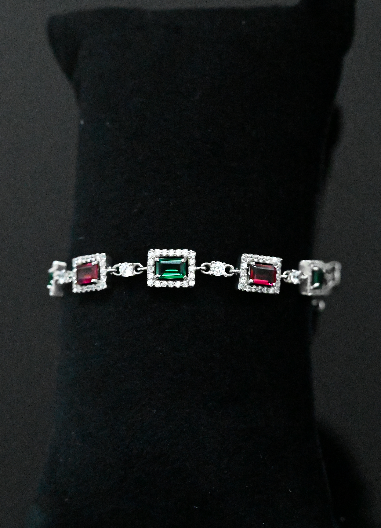 Classic Modern Link Bracelet