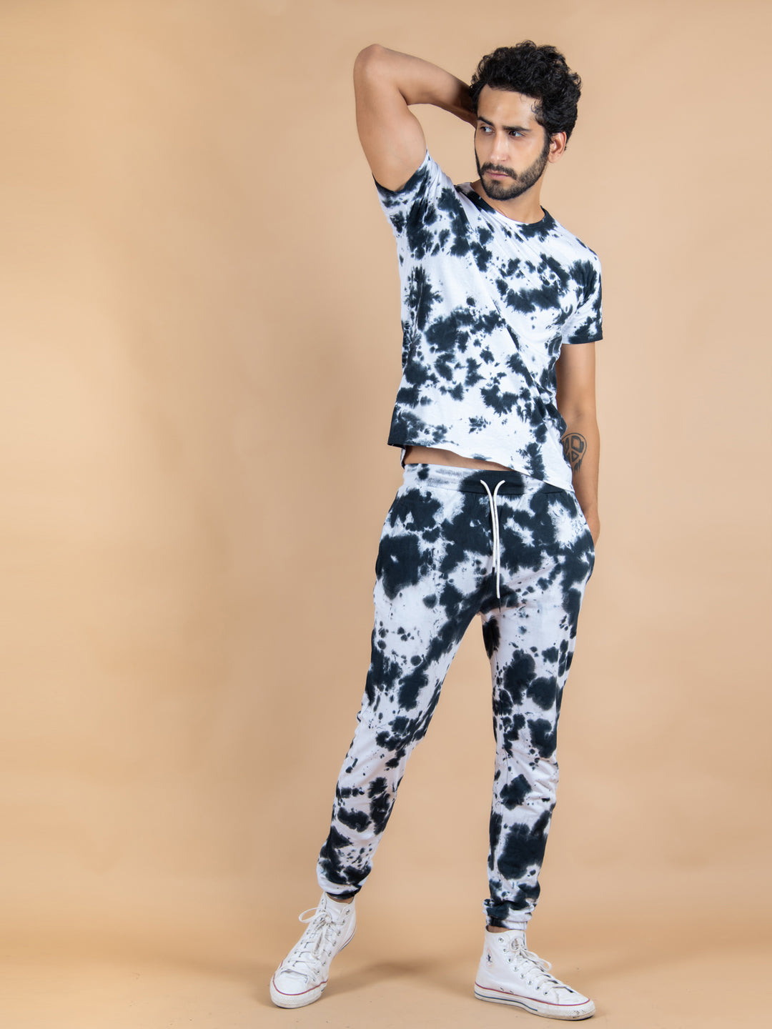 White and Black Tie and Dye T-shirt and Joggers