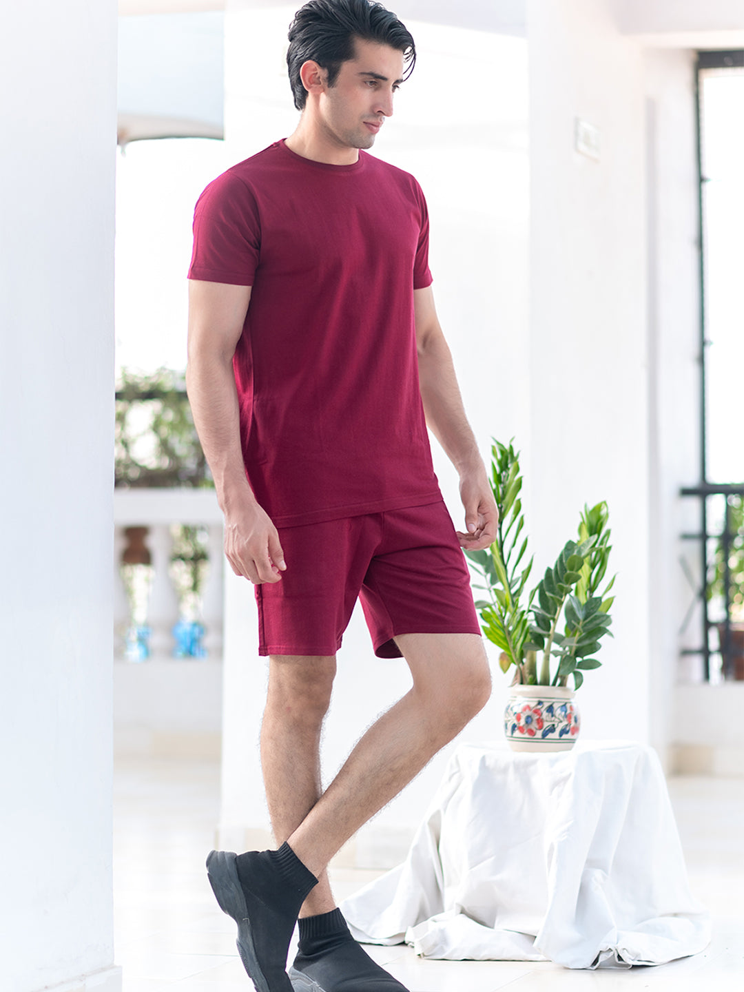 Burgundy Solid T-Shirt and Shorts Men's Co-Ord Set