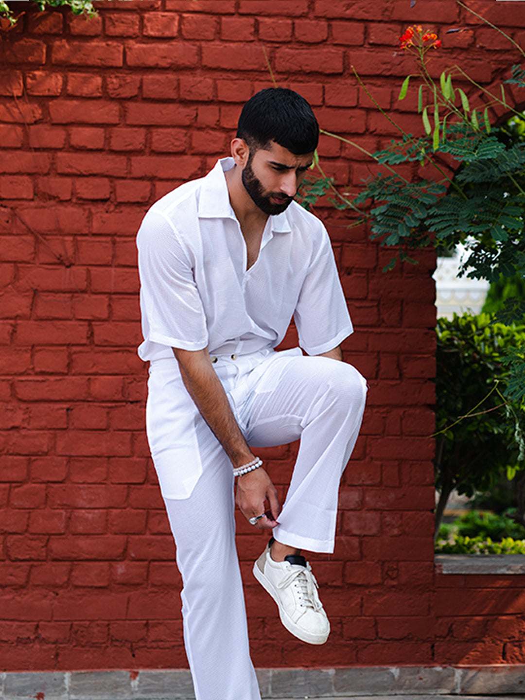 31 Stylish Men Outfits With A White Button Down - Styleoholic