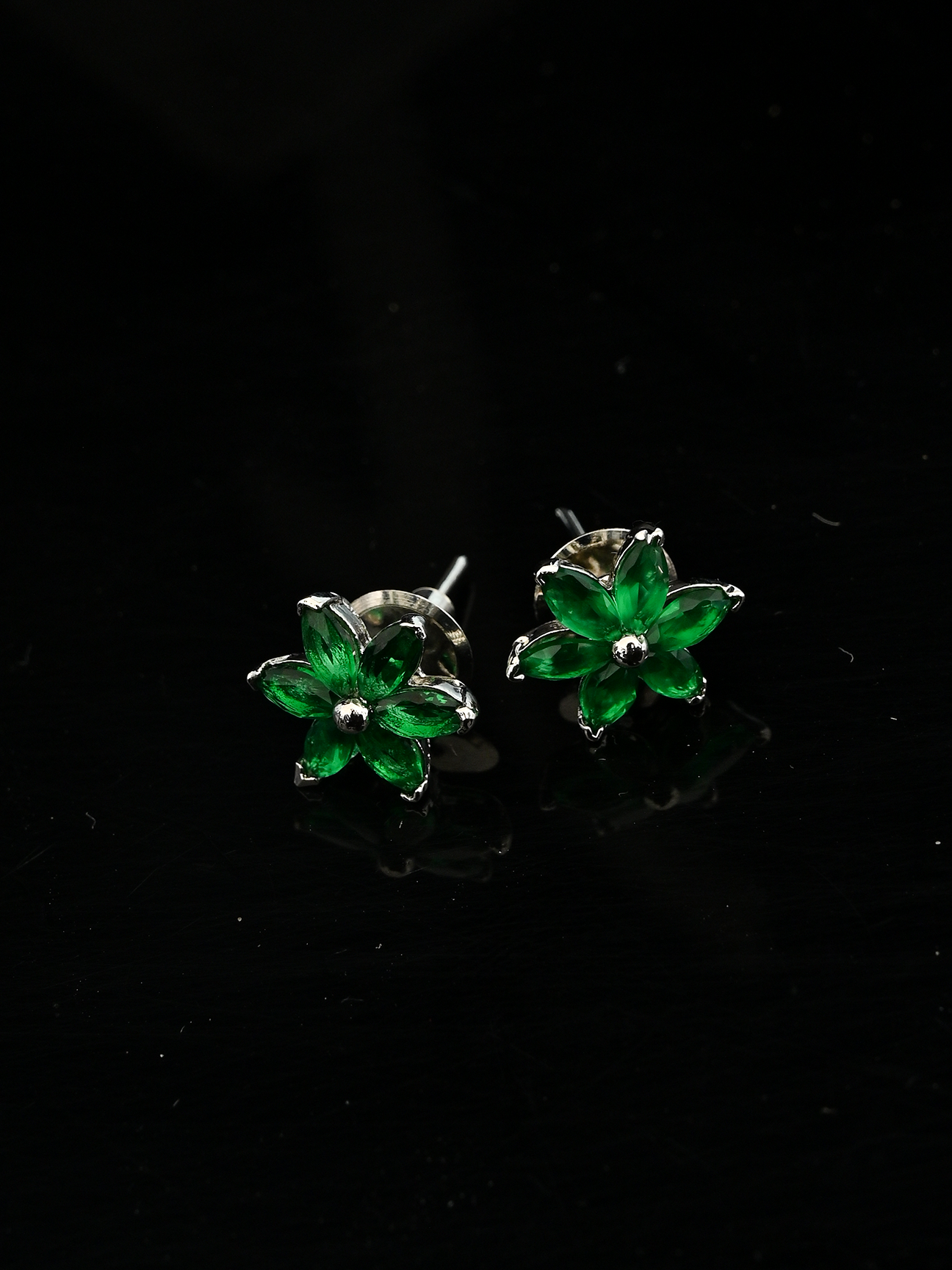 Floral Modern Stud Earring