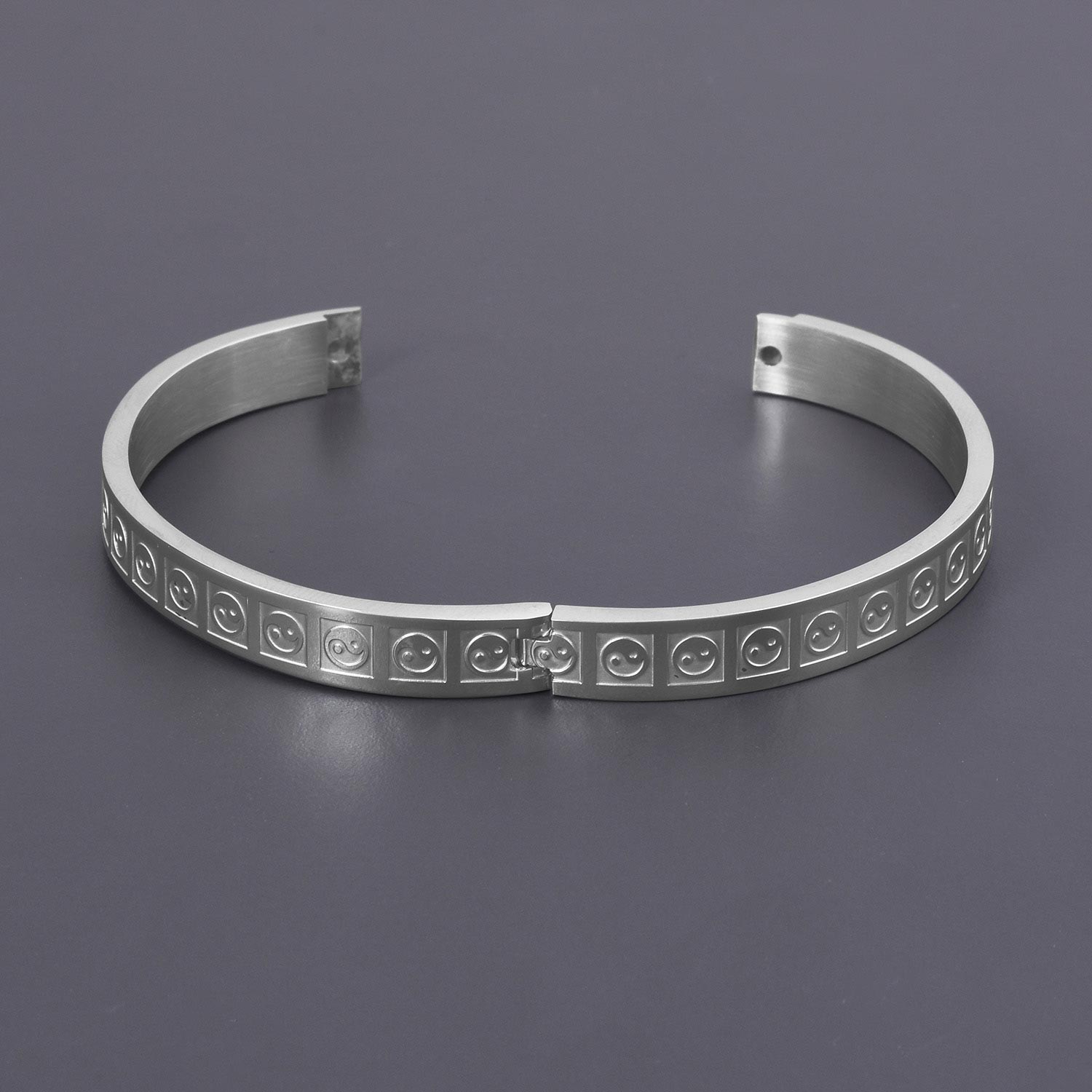 Ying Yang Silver Metallic Mens Bracelet