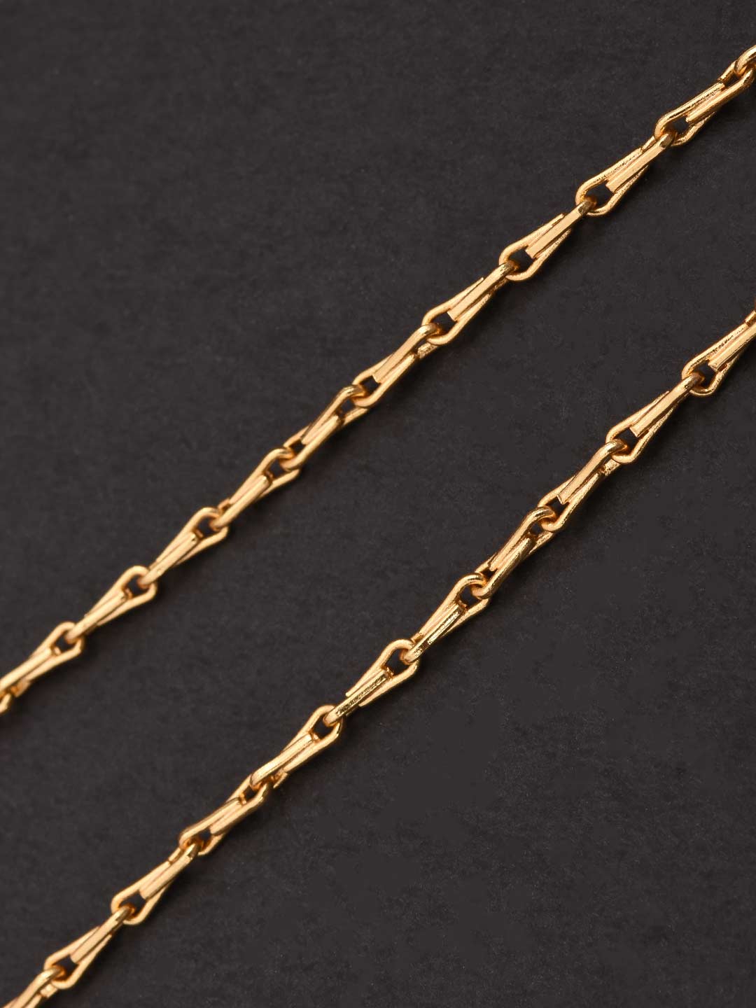 Contemporary Modern Golden Color Thick Mens Chain