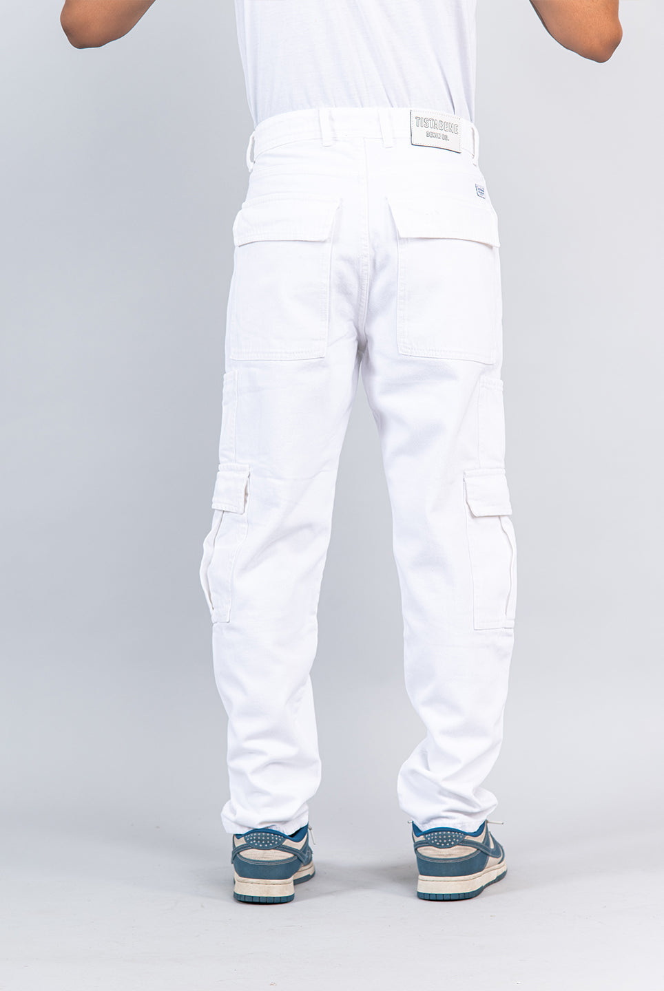 white denim jeans mens