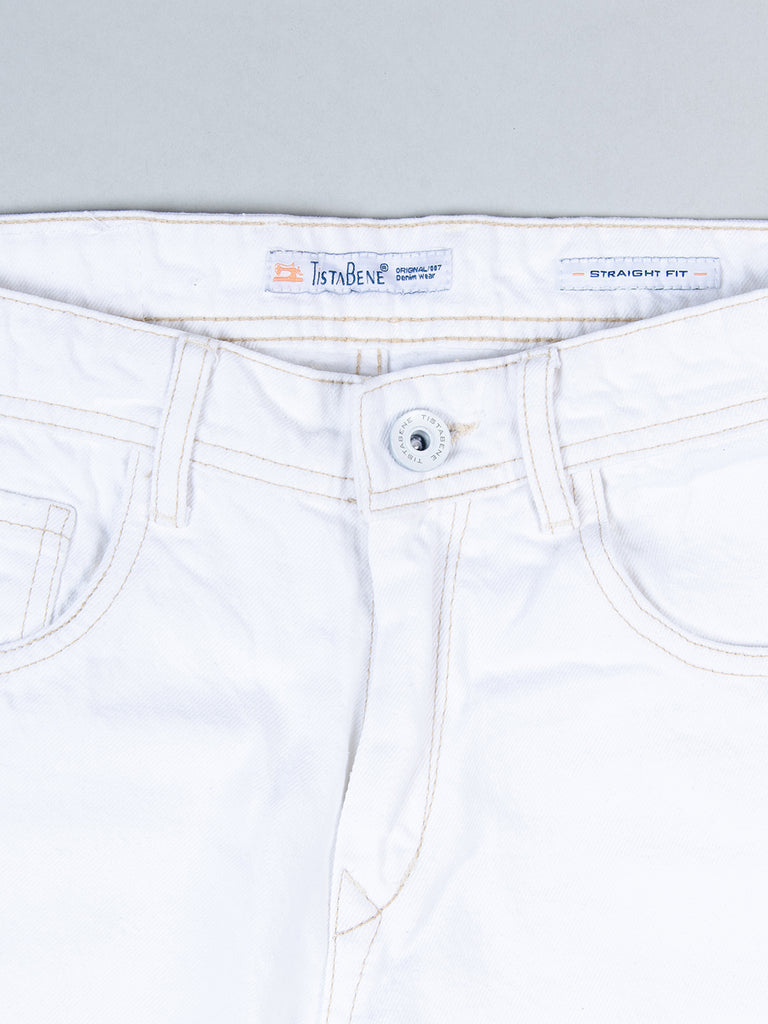 white denim jeans 
