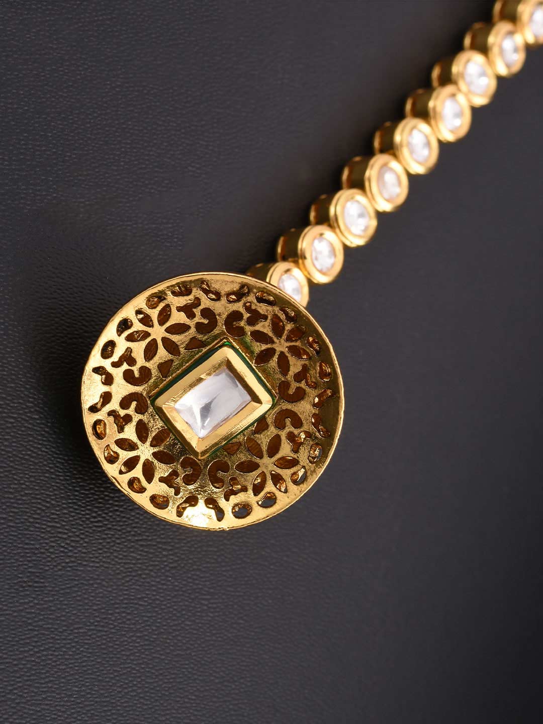 Traditional Kundan Meena Borla Maang Tikka