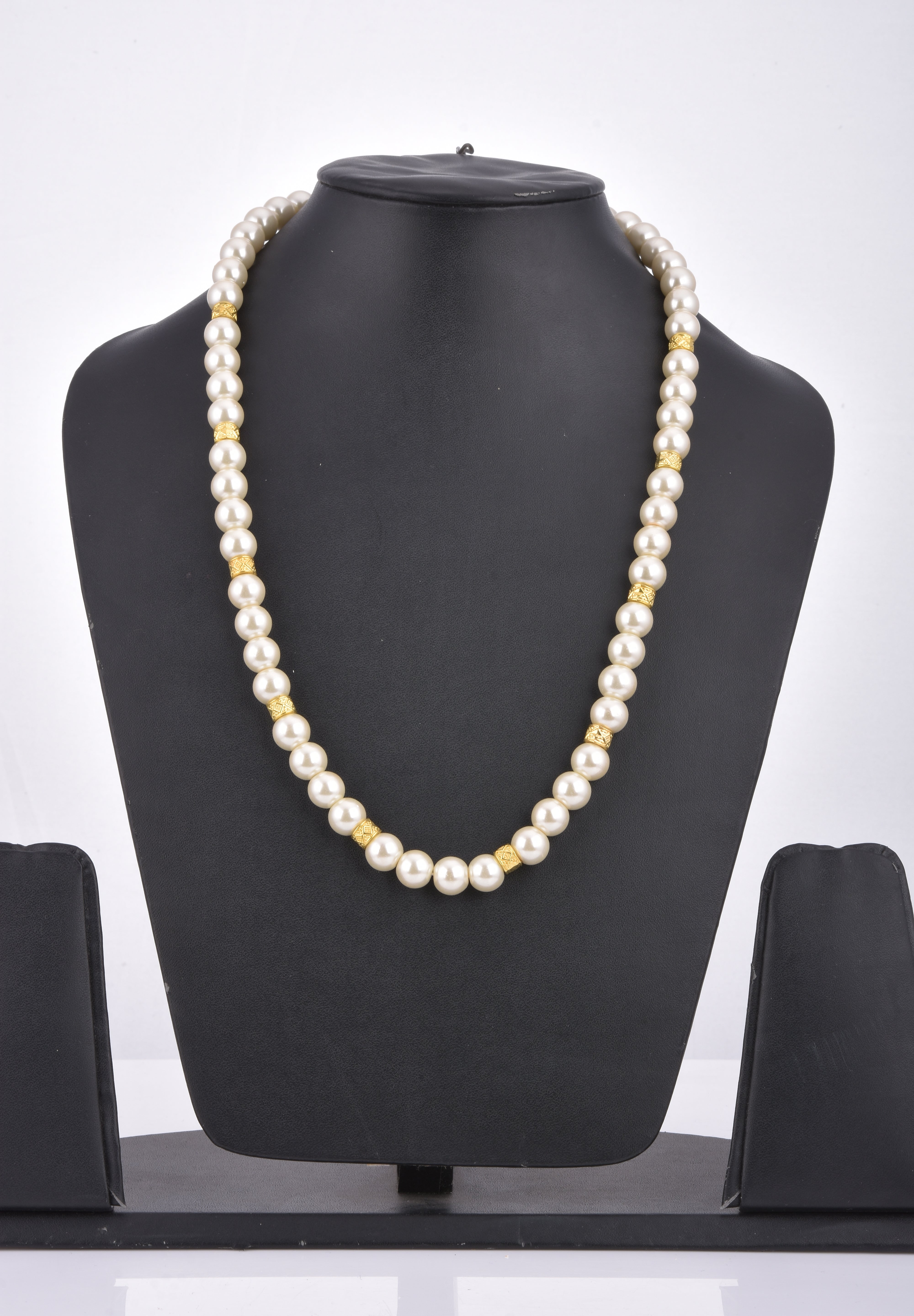Traditional Pearl Golden Beads Necklace