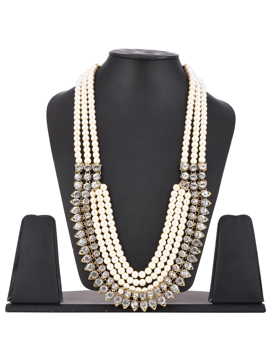 Traditional Pearls and Metal Necklace