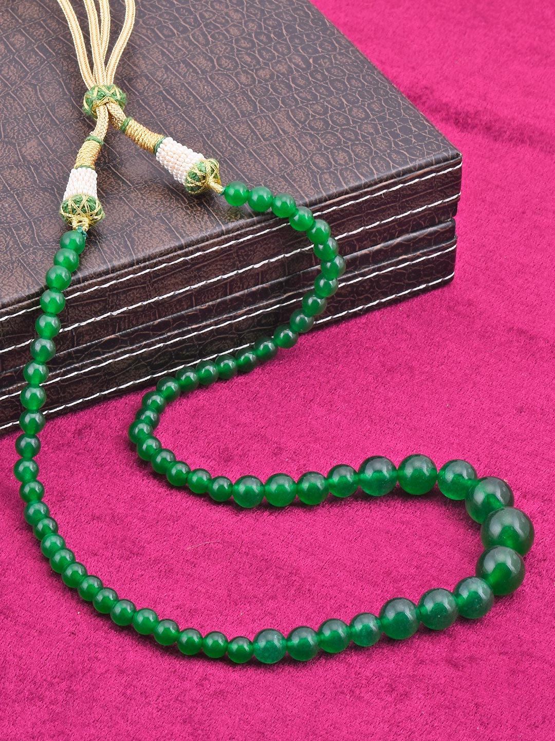 Classic Single Stranded Panna Necklace
