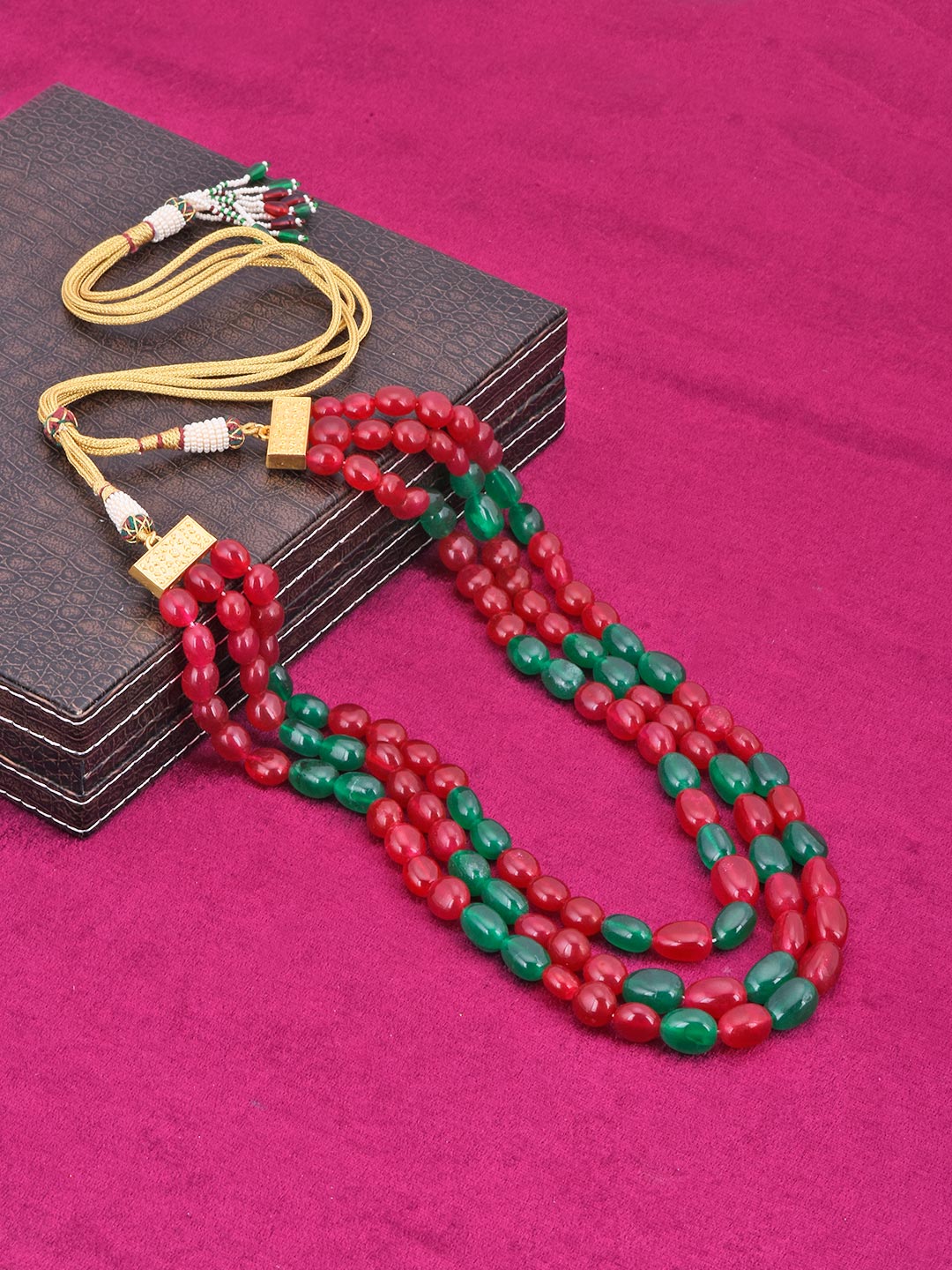 Classic Panna Manak Necklace