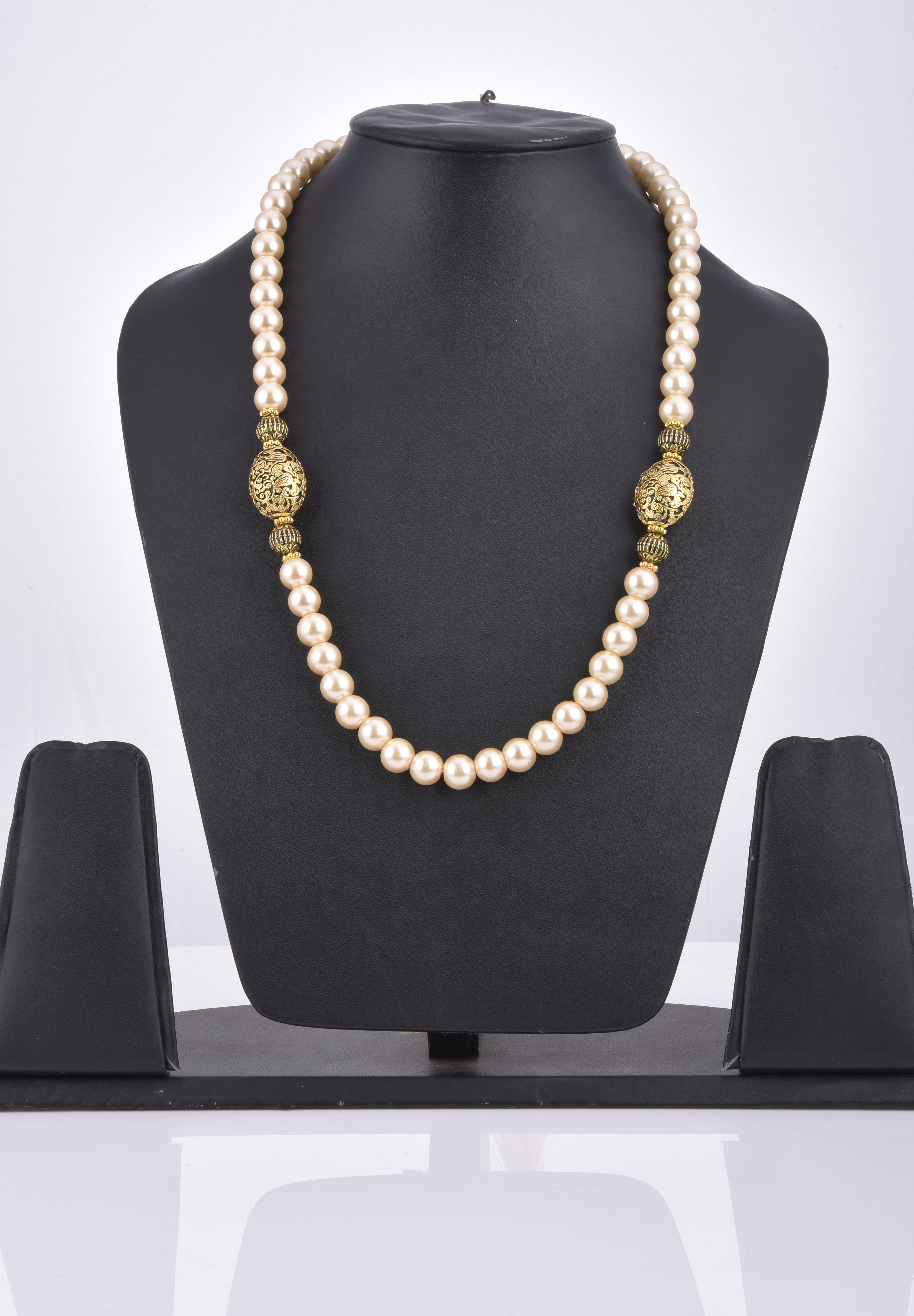 Traditional Pearls Antique Beaded Necklace