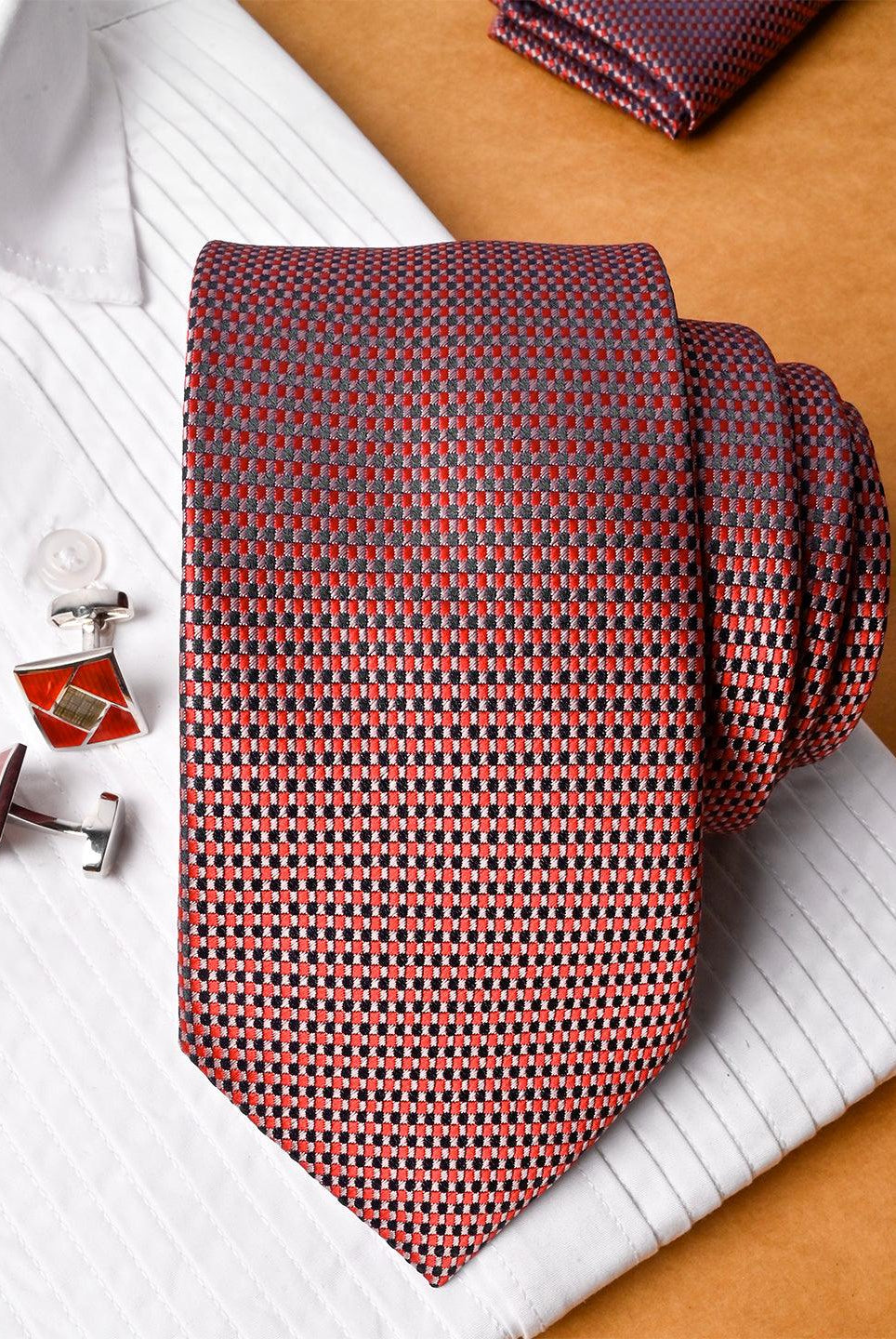 Red Checkered Micro Silk Necktie With Pocket Square & Cufflinks - Tistabene