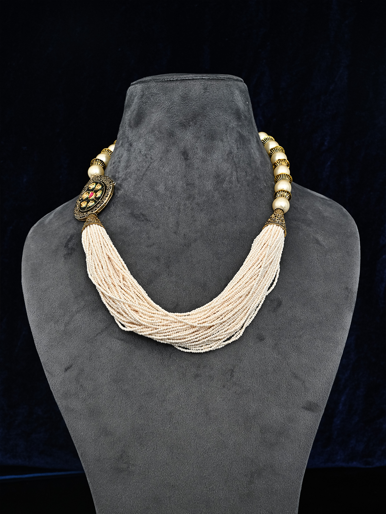 Floral Antique Pearl Necklace Set