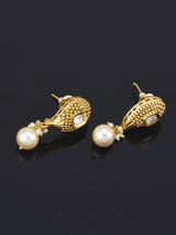 Traditional Kundan Stones Gold Plated Necklace Set