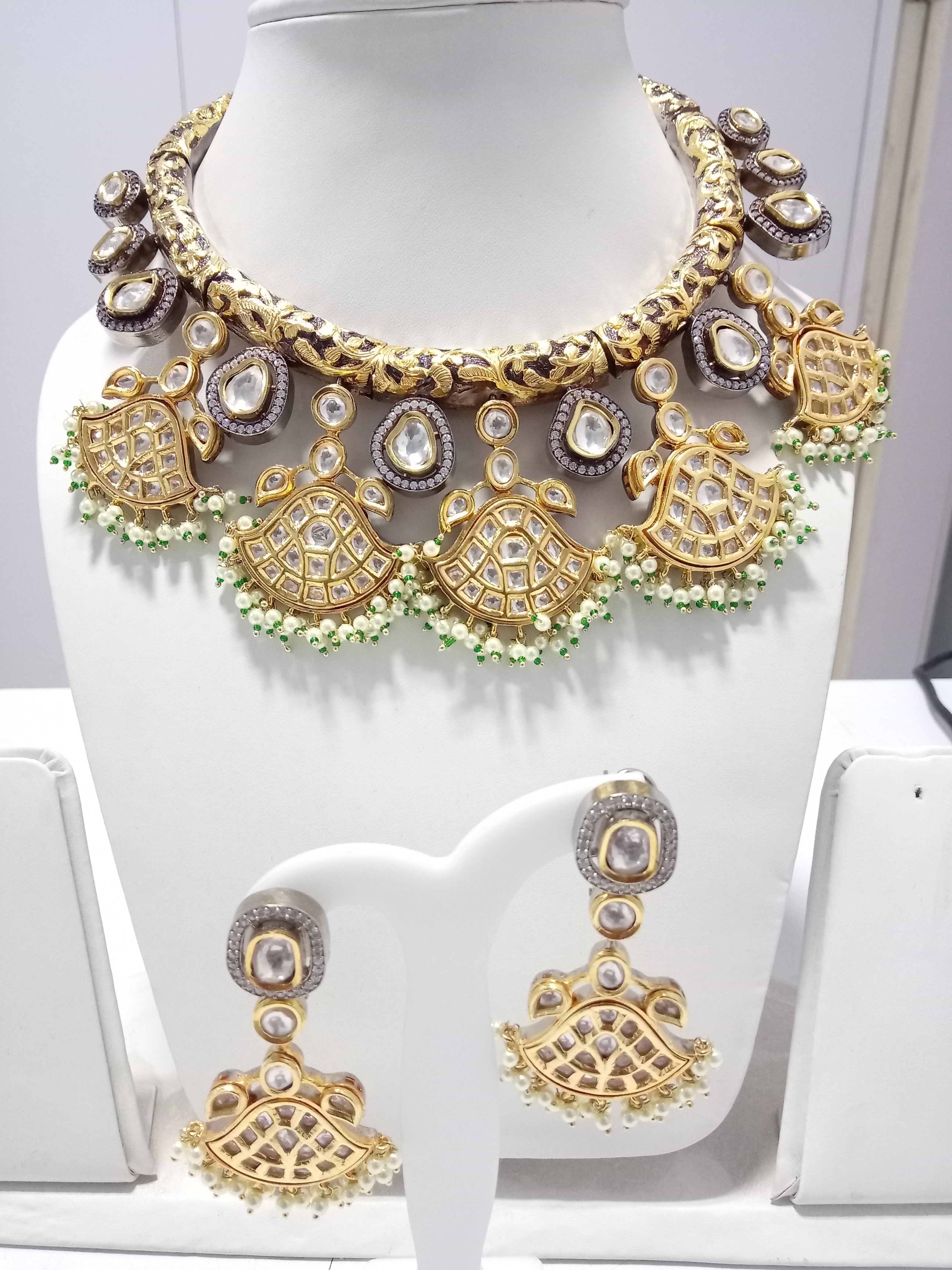 Traditional Kundan Meena Bridal Necklace Set