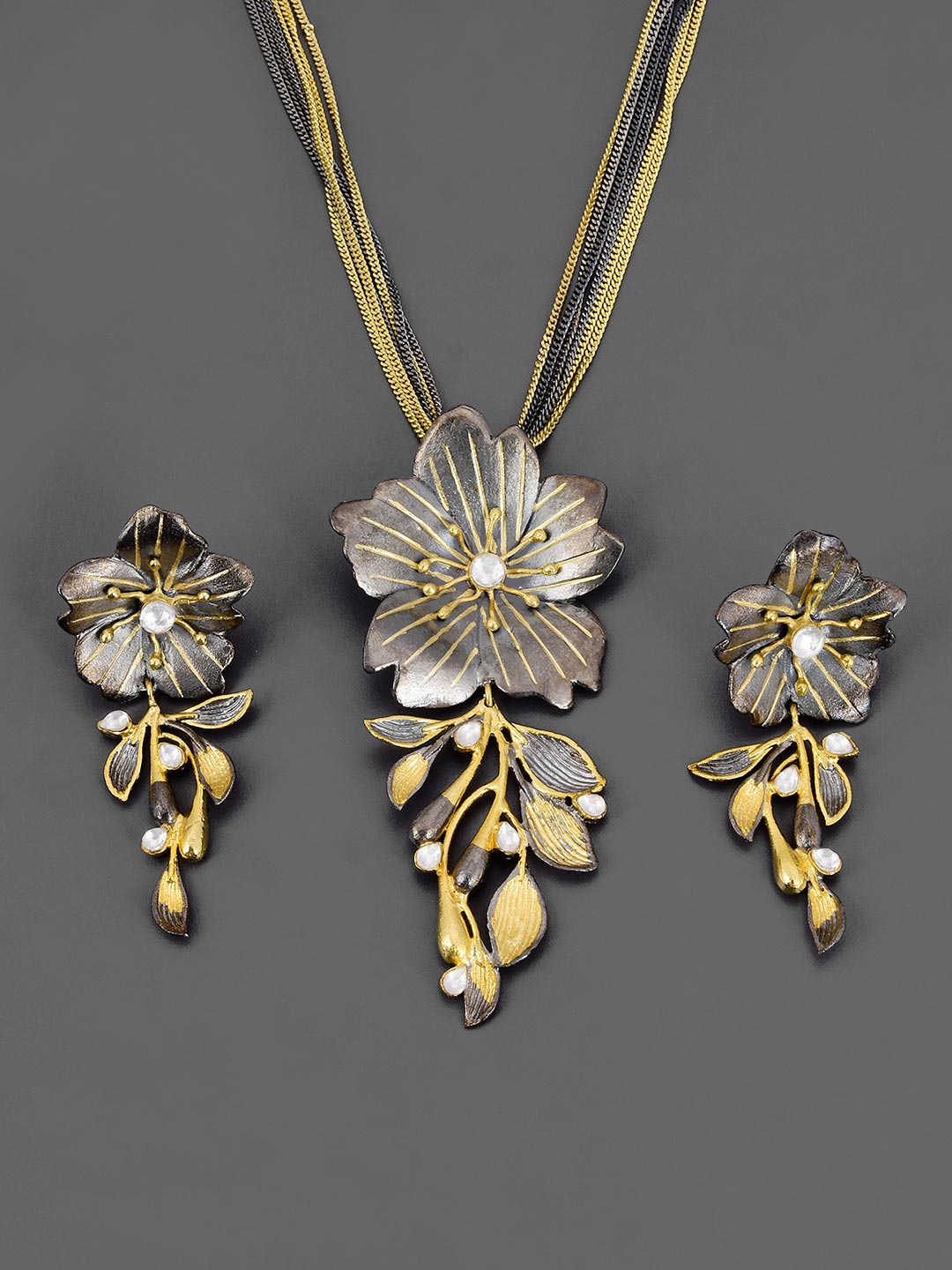 Floral Indo Western Designer Necklace Set