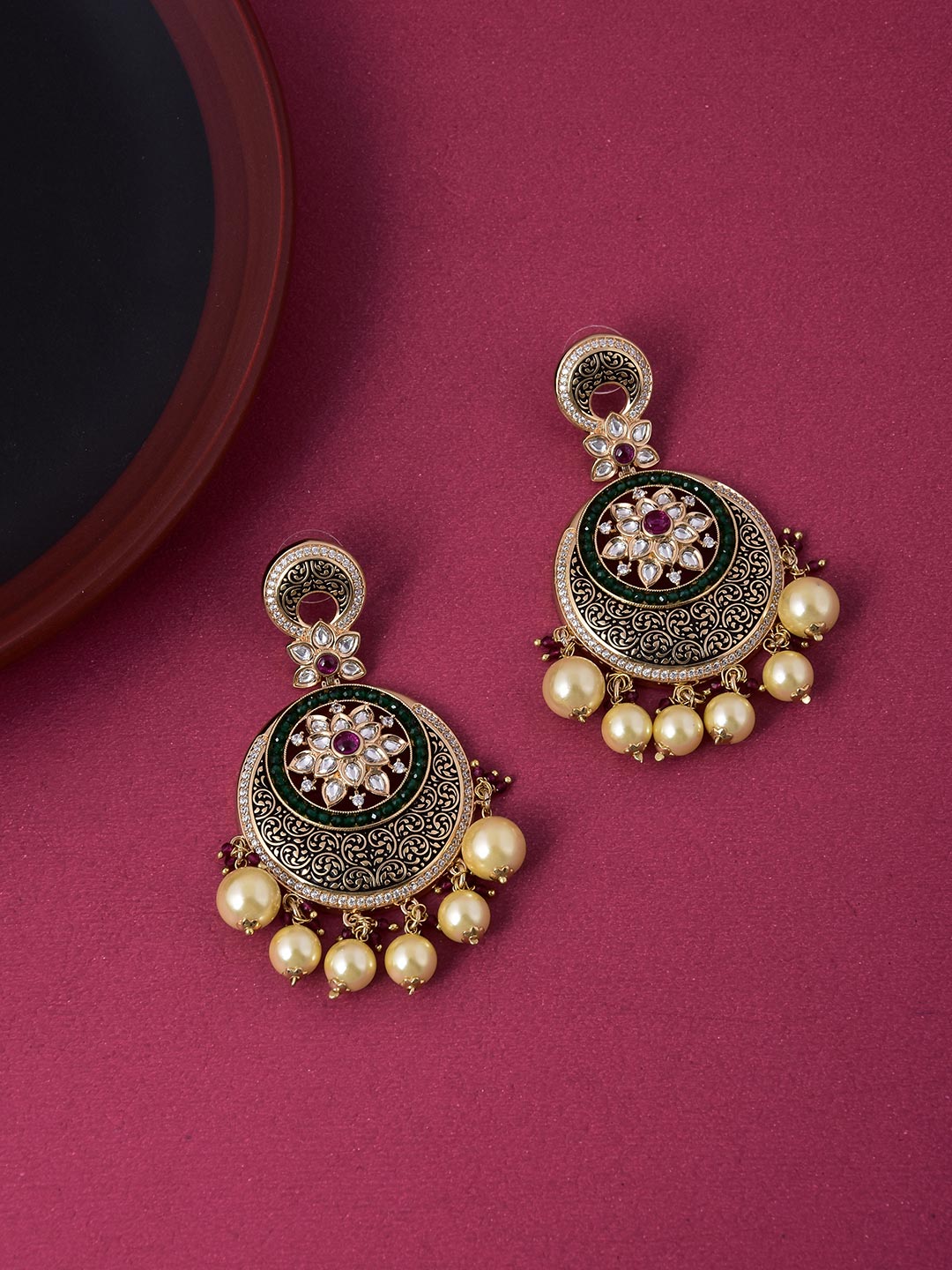 Floral Enamelled Pearls Choker Necklace Set