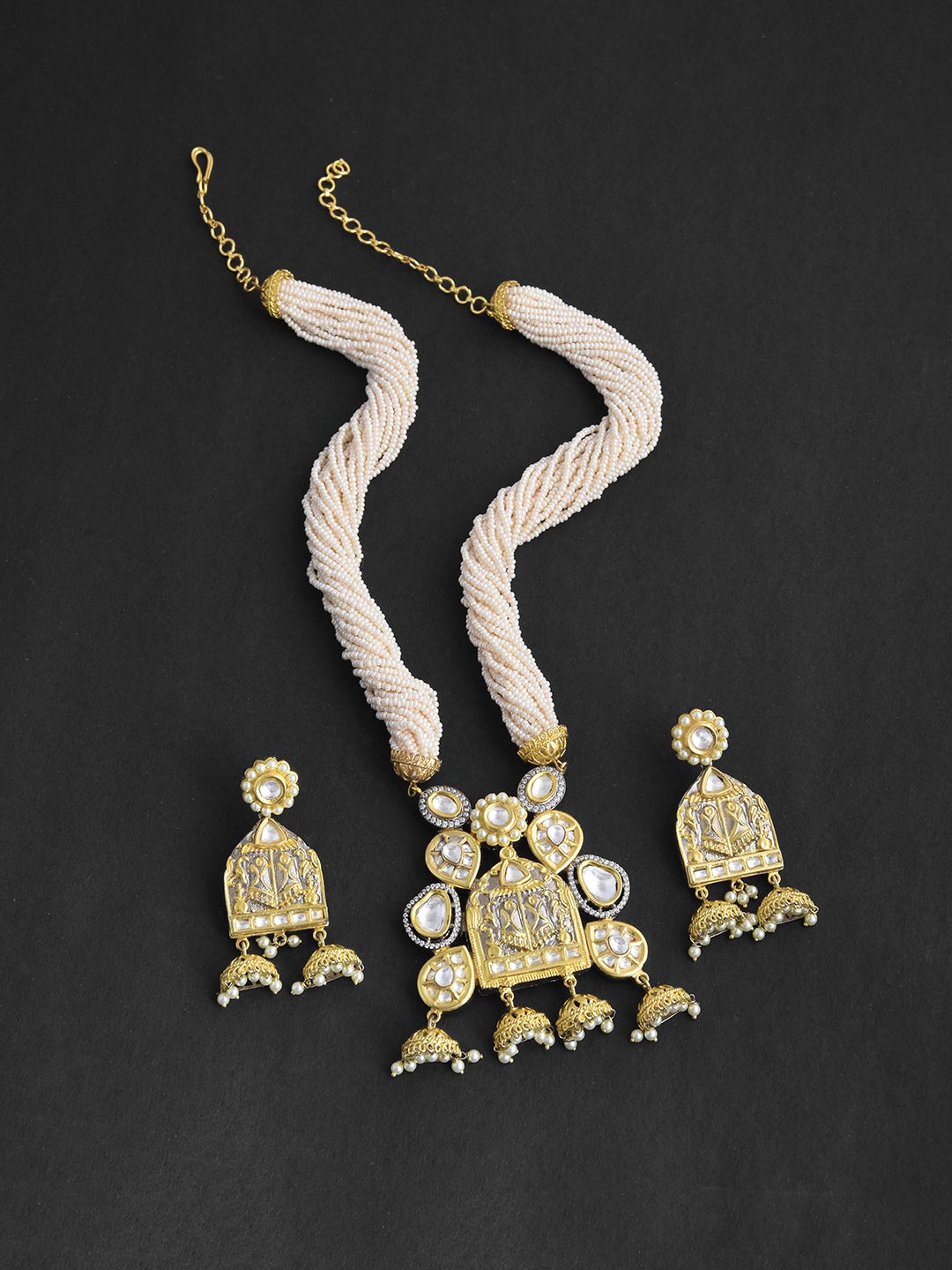 Antique Finish Pearl and Kundan Necklace Set