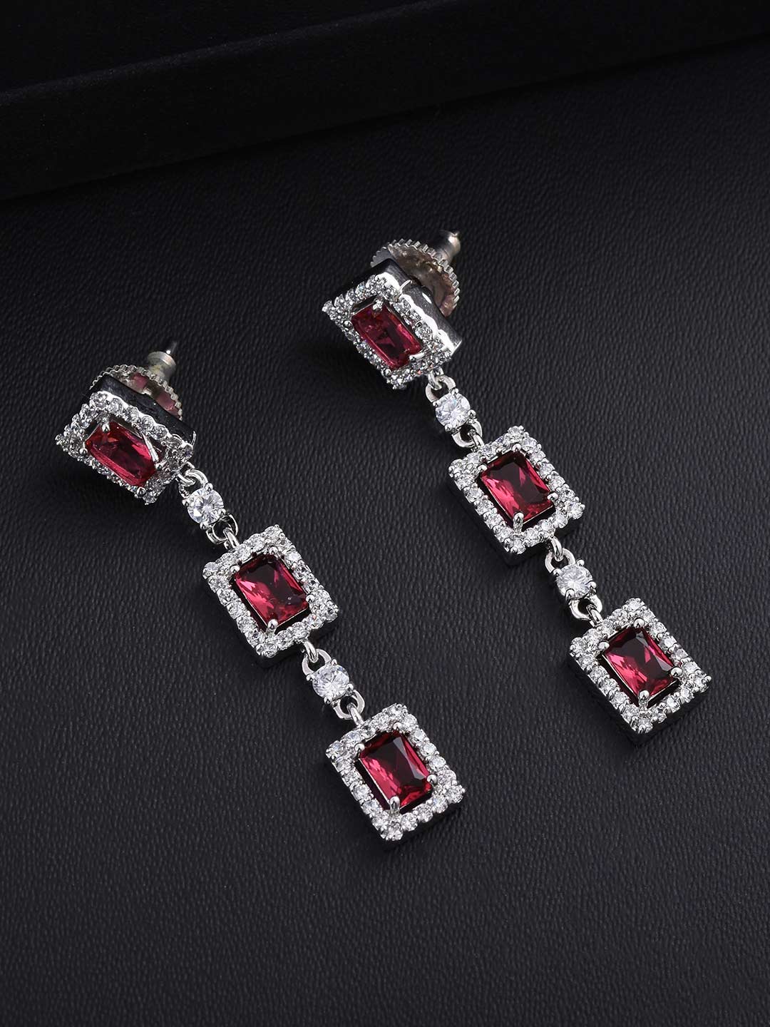 Contemporary Modern Designer Necklace Set