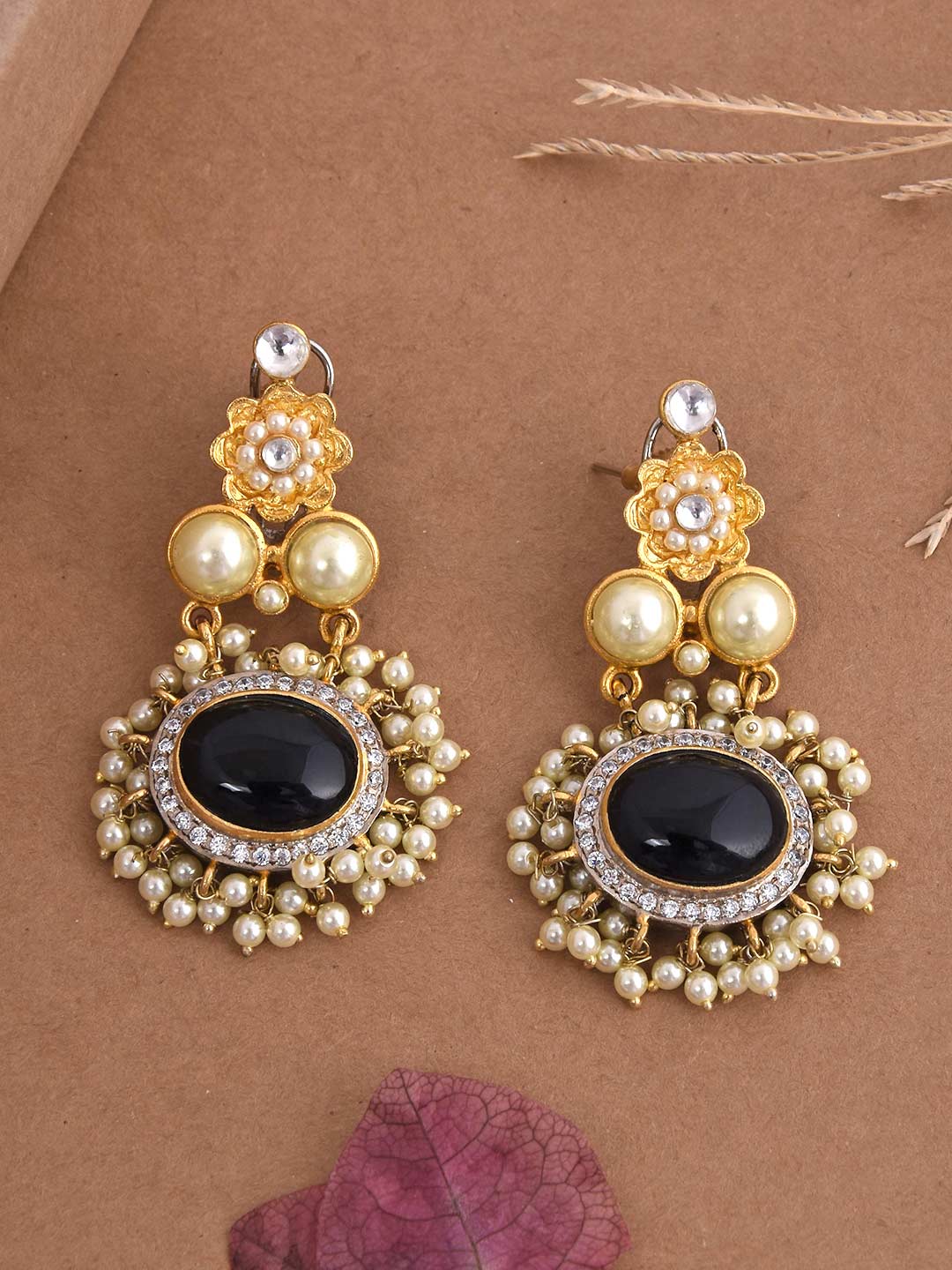 Floral Modern Traditional Necklace Set