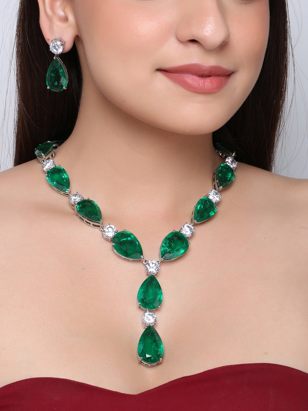 Contemporary Colored Stone Designer Necklace Set
