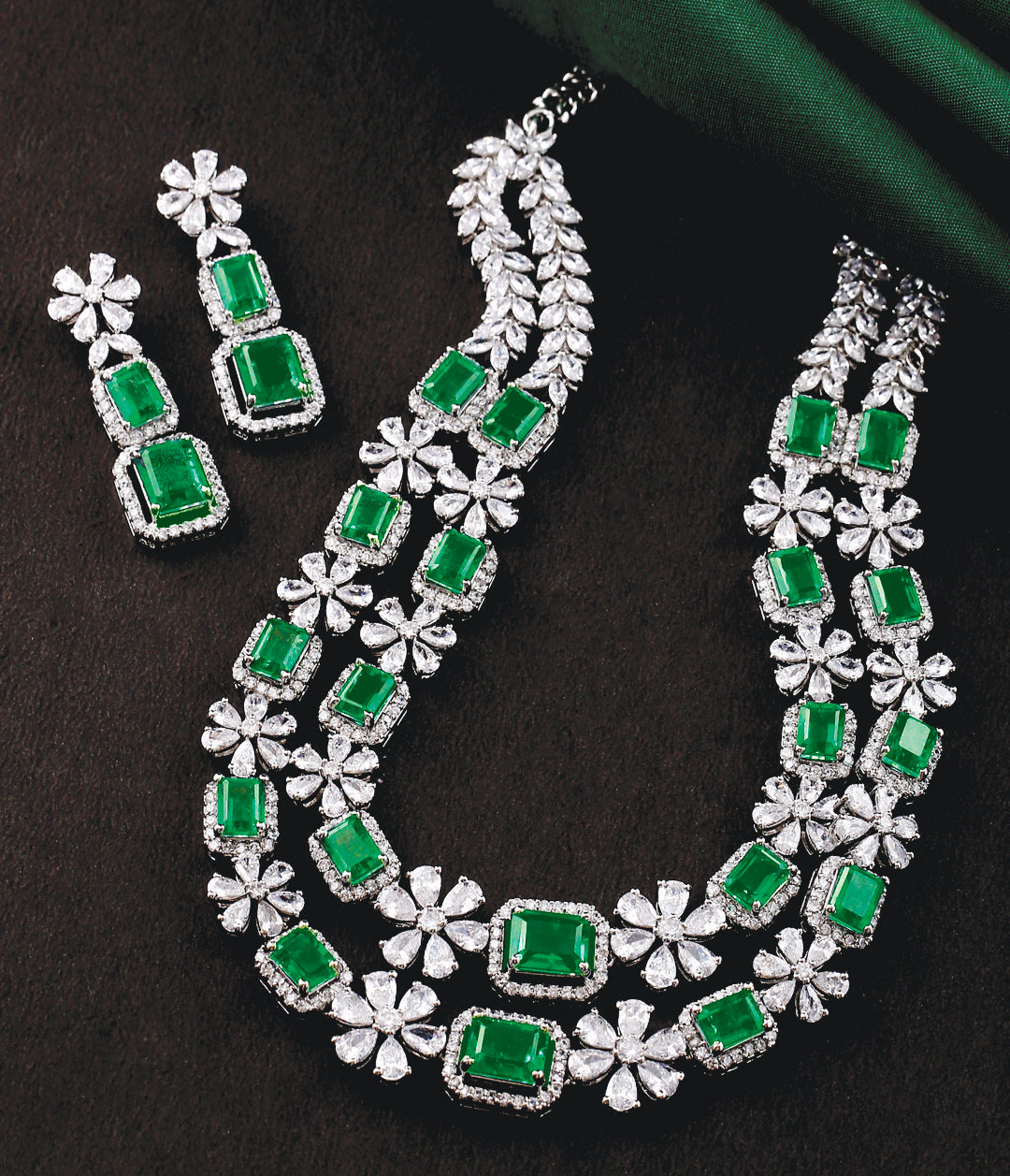 Contemporary Colored Stone Designer Necklace Set