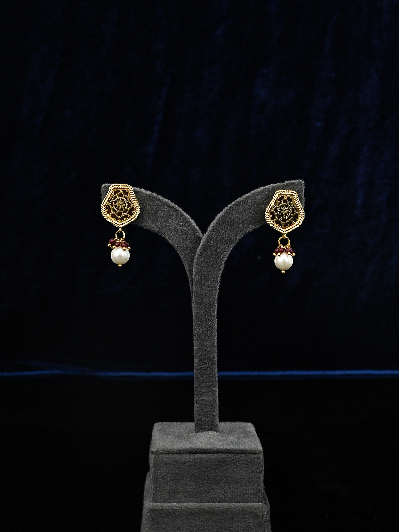 Traditional Beaded Beaded Necklace Set