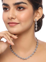 Classic Black Beauty Designer Necklace Set