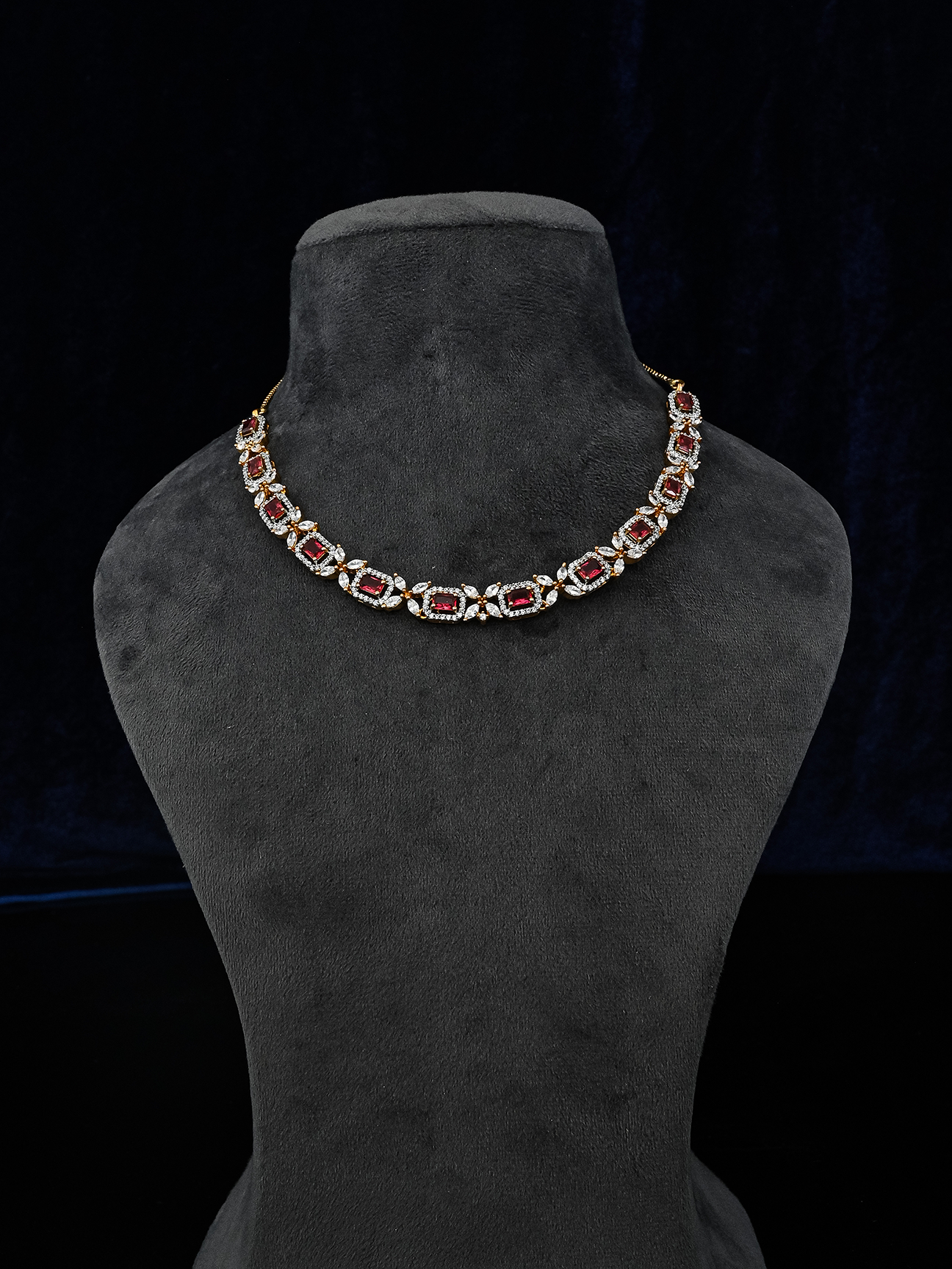Contemporary Modern Designer Necklace Set