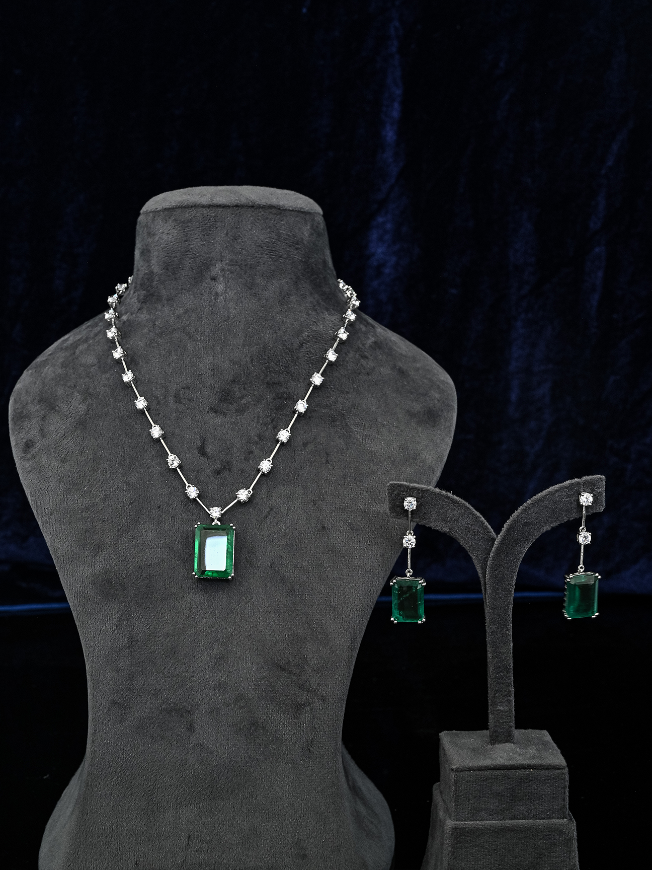 Contemporary Colored Stone designer Necklace