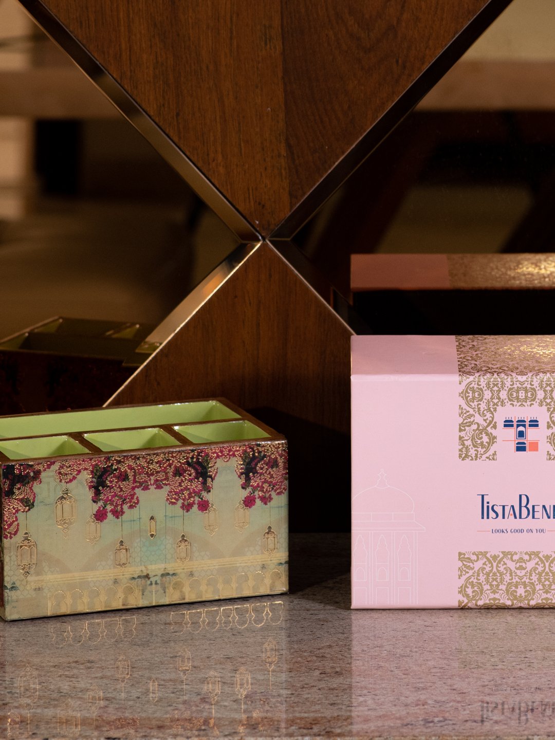 cutlery holder for table