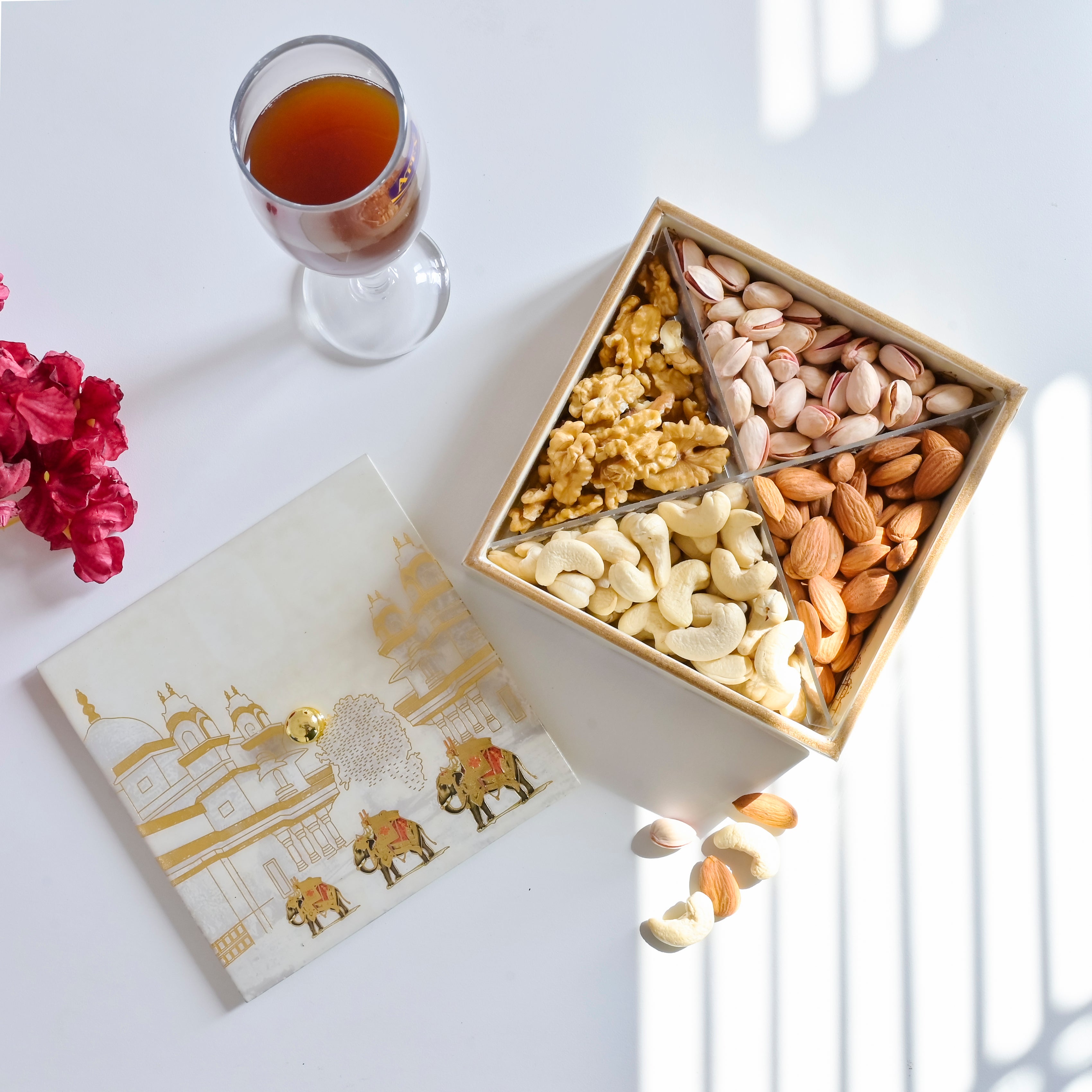 Amer Square Box With Acrylic 6*6