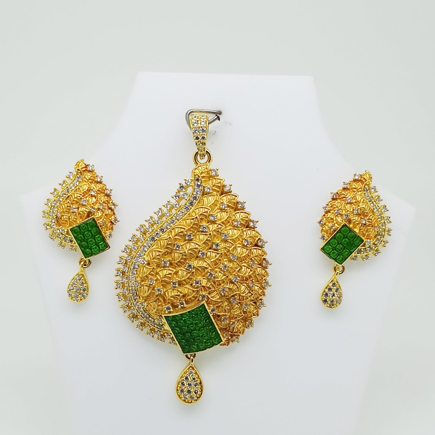 Ethnic Floral Designer Antique Pendant Set