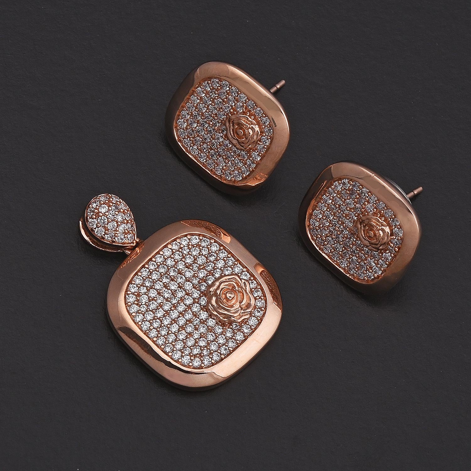 Floral Designer Rose Gold Plated Pendant Set