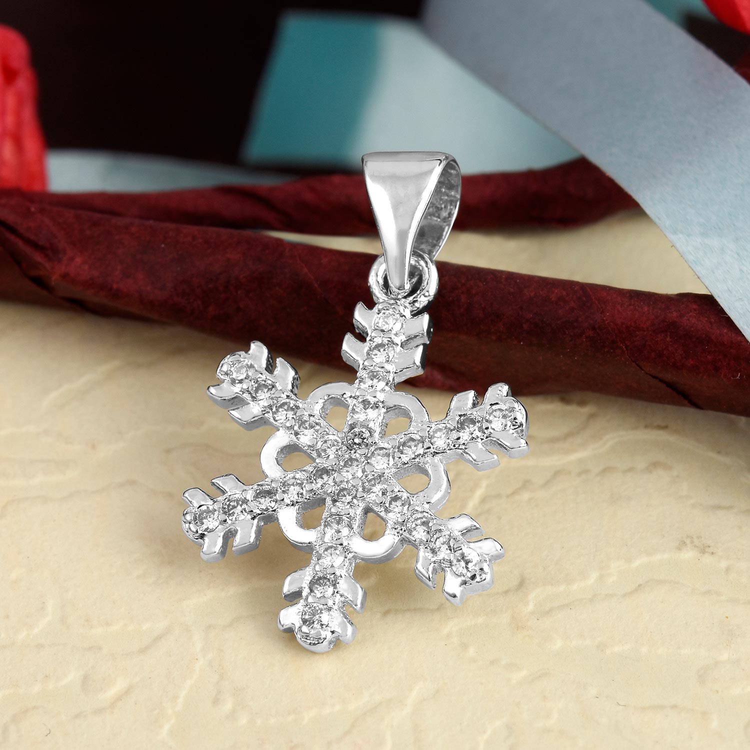 Snowflake Pendant Set