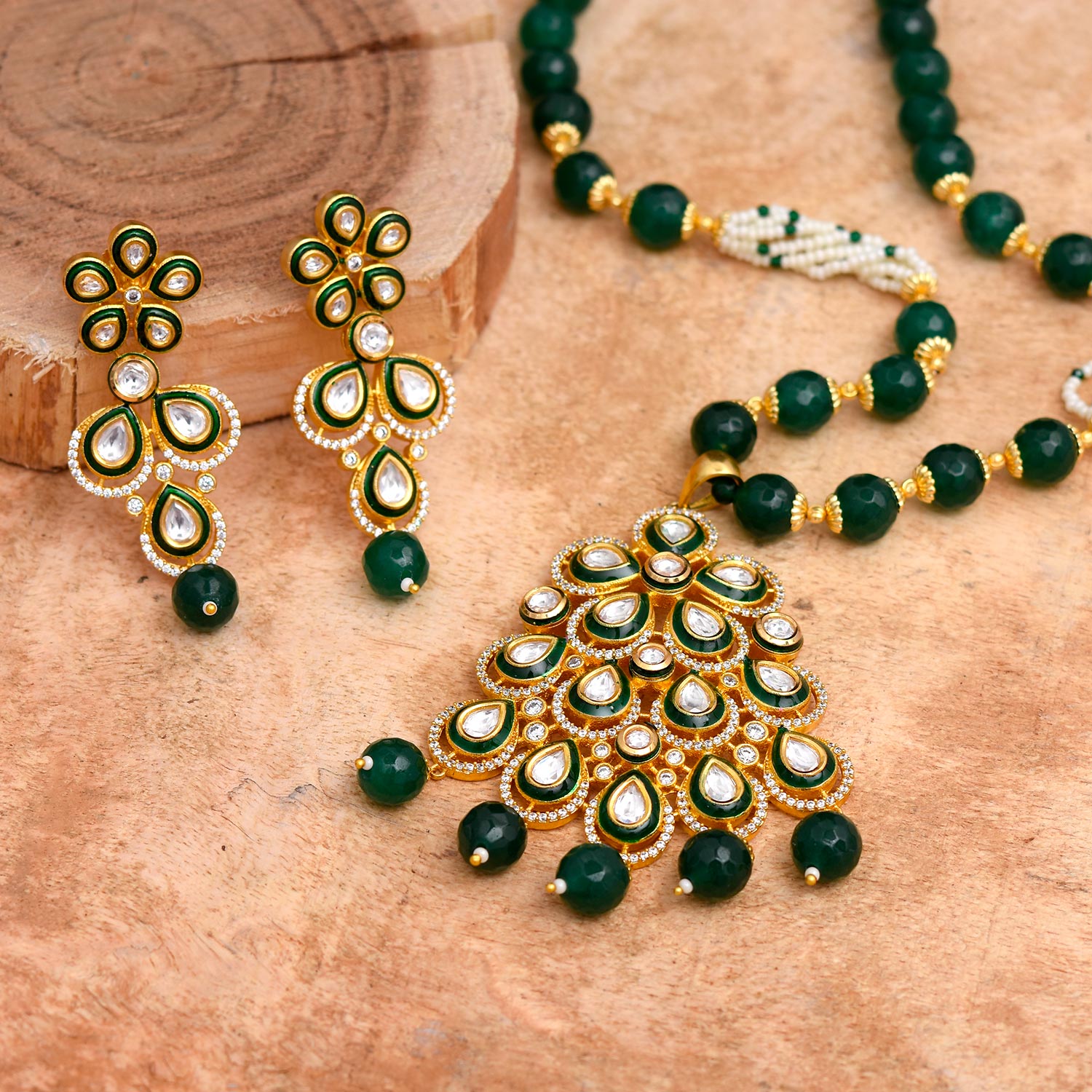 Traditional Kundan Meena Pendant Set