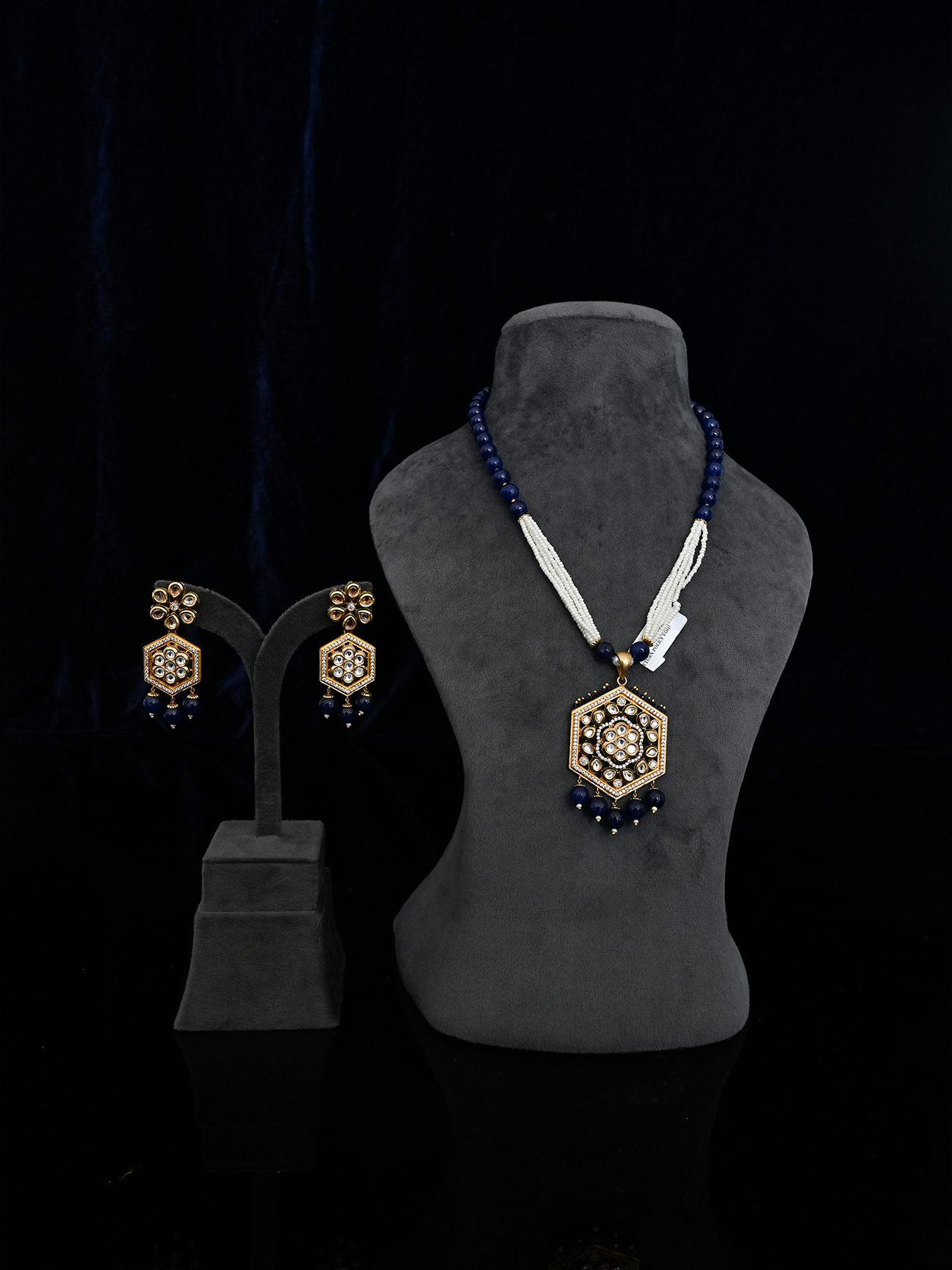 Kundan Polki Colored Stone And Pearl Beads Pendant Set