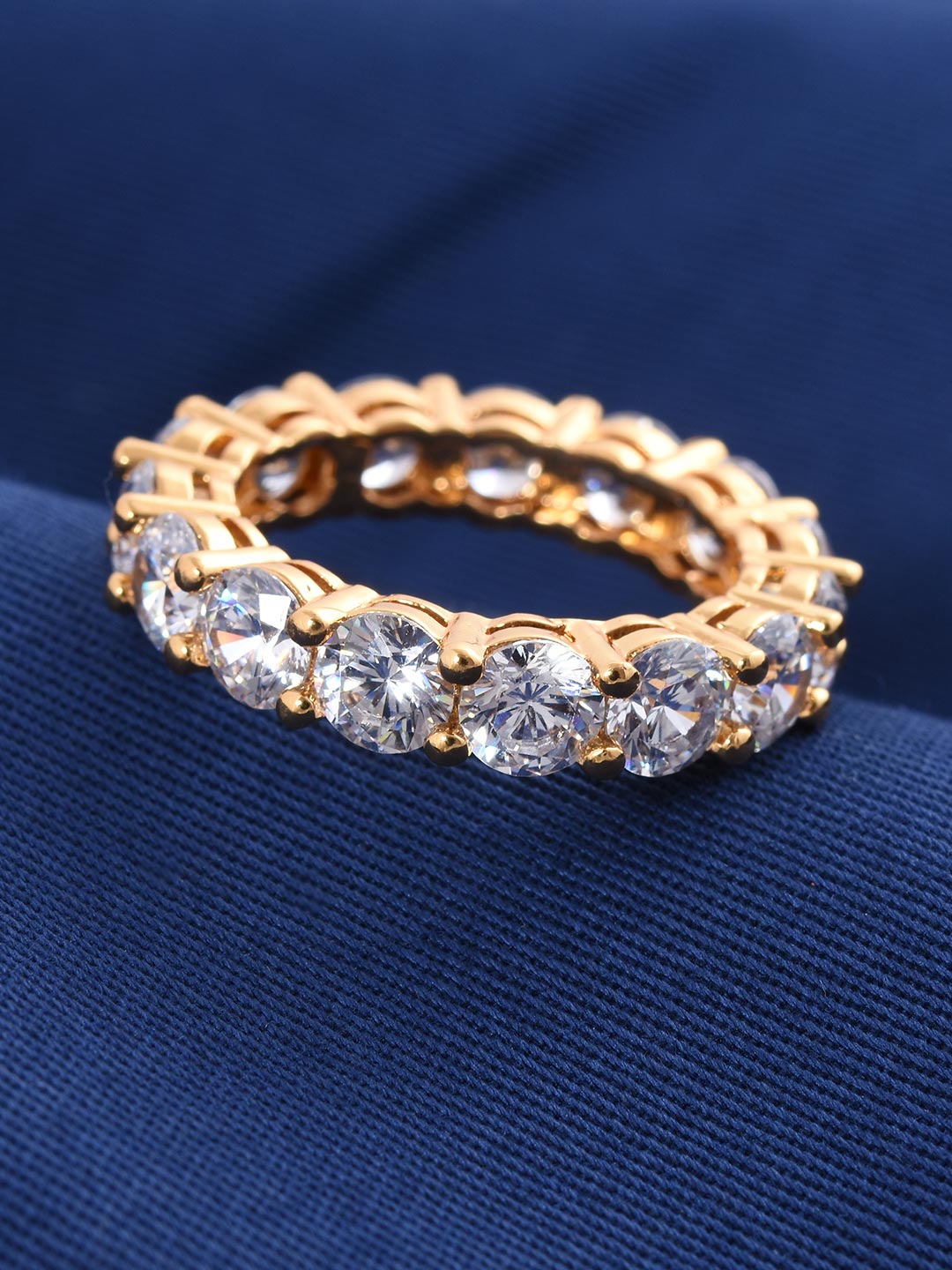 Buy Classic International Diamonds Band Ring Online | Tistabene