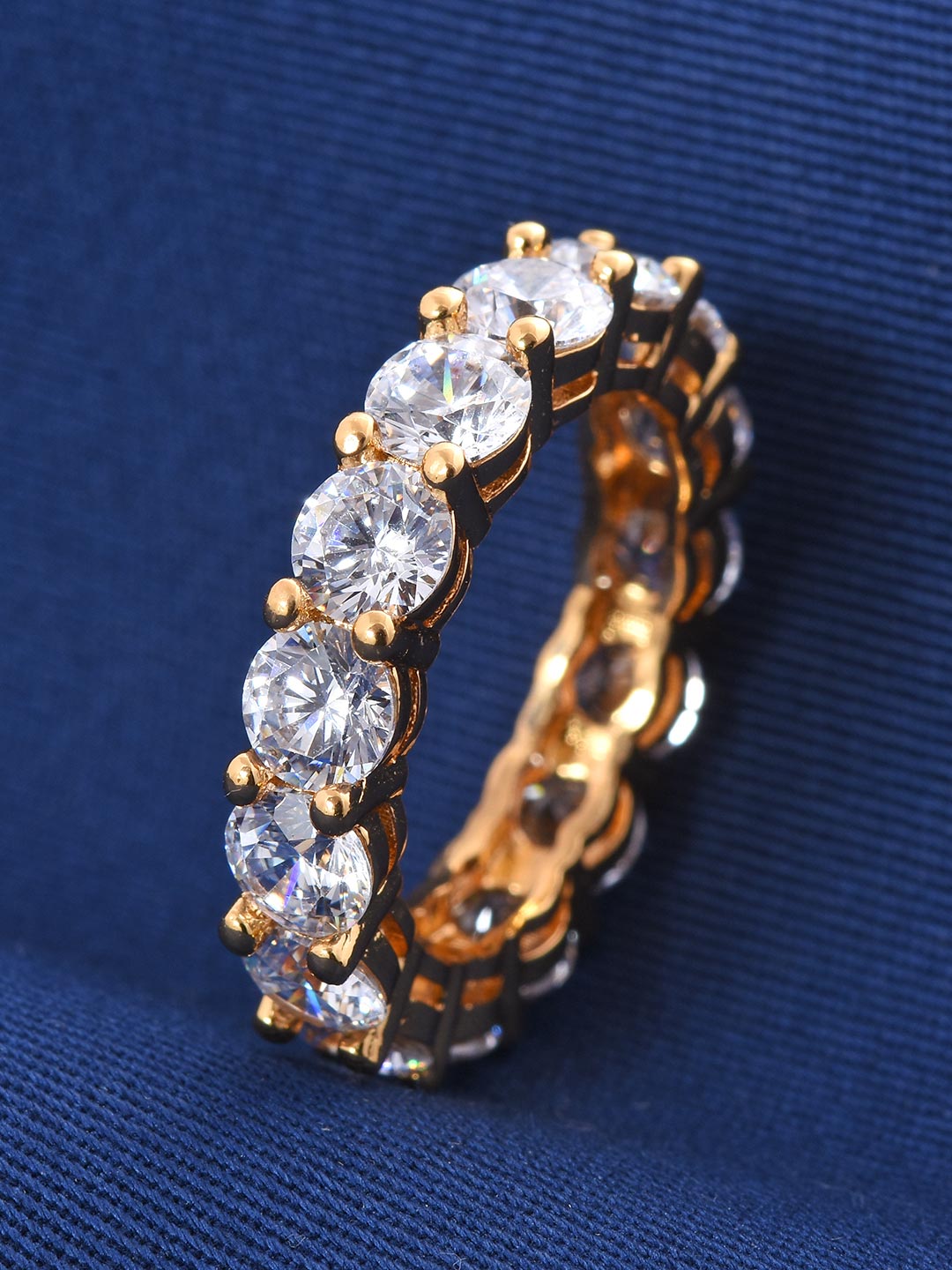 Buy Classic International Diamonds Band Ring Online | Tistabene