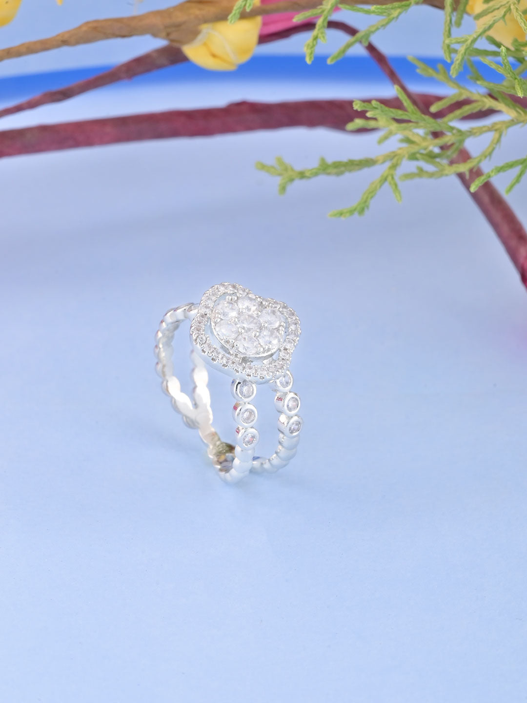 Buy Contemporary International Diamonds Casual Ring Online | Tistabene