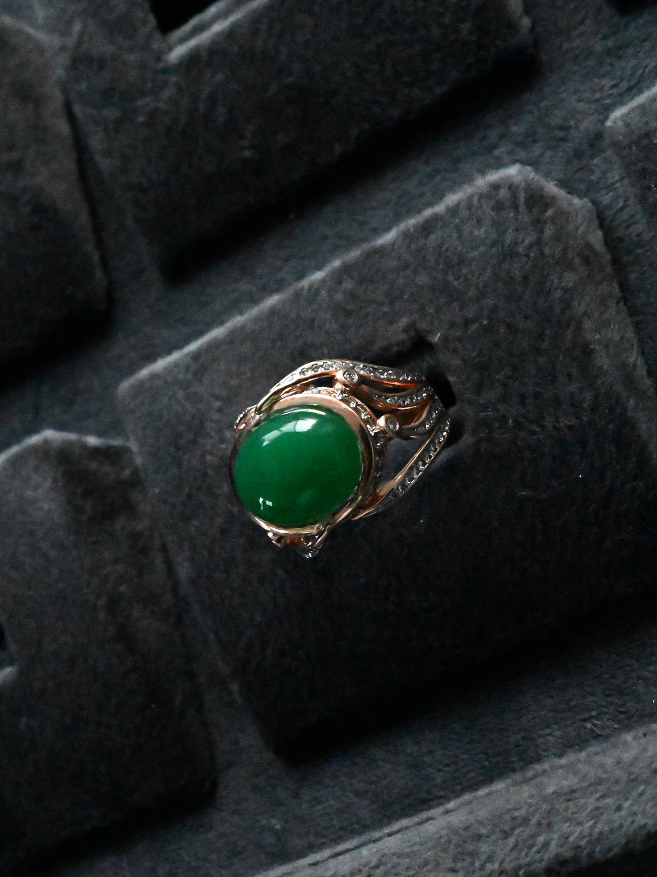 Contemporary Colored Stone Cocktail Ring