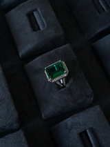 Contemporary Colored Stone Cocktail Ring