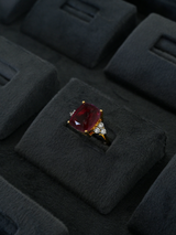 Contemporary Colored Stone Cocktail Ring