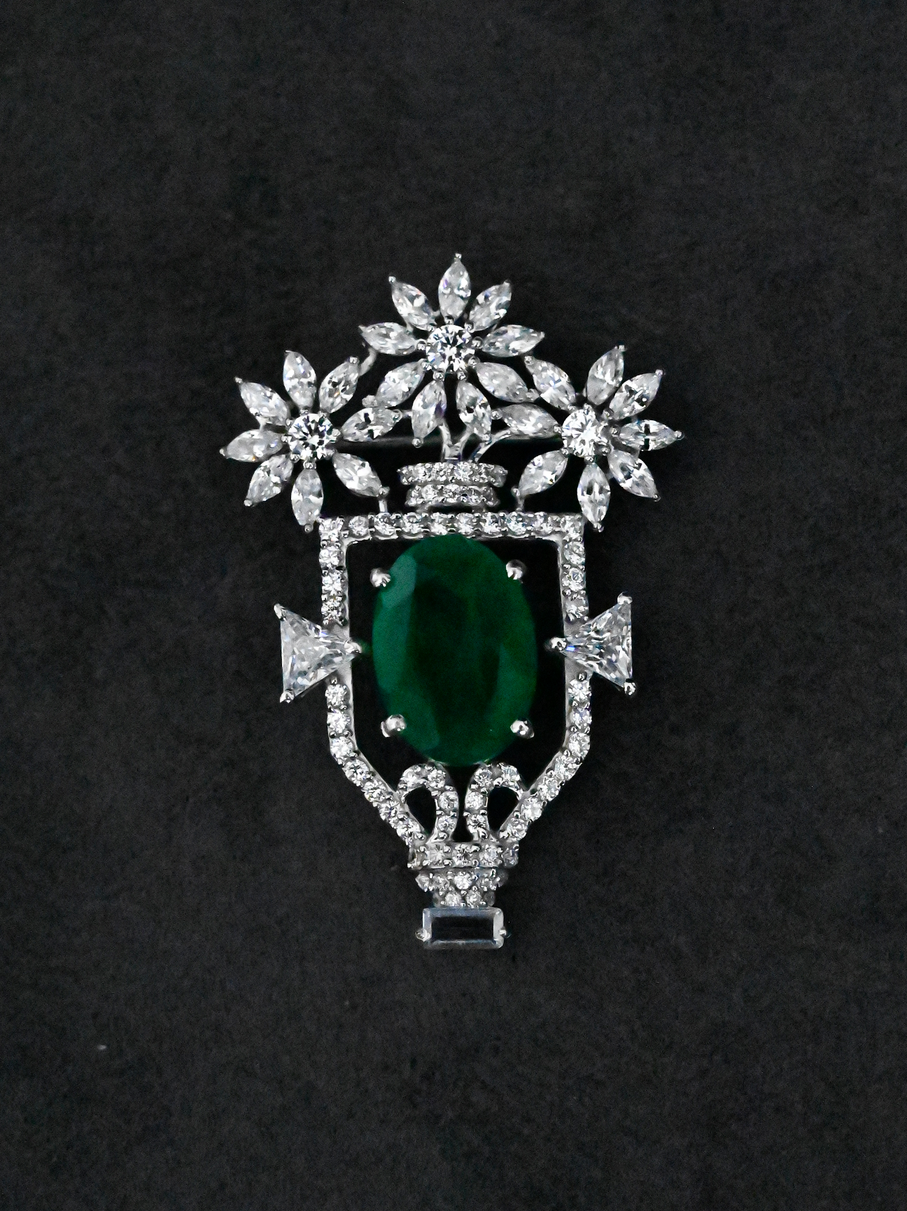 Floral Designer Green colored Stone Sterling Silver Brooch