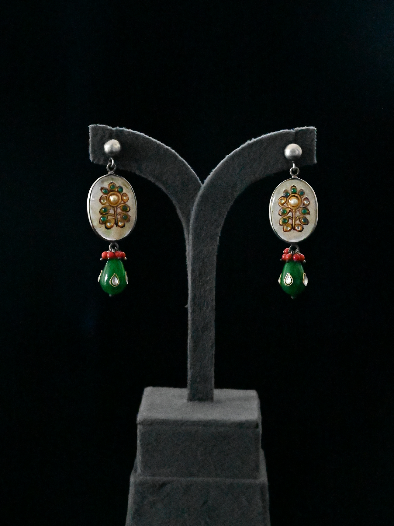 Artistry Handcrafted Dangler Earring