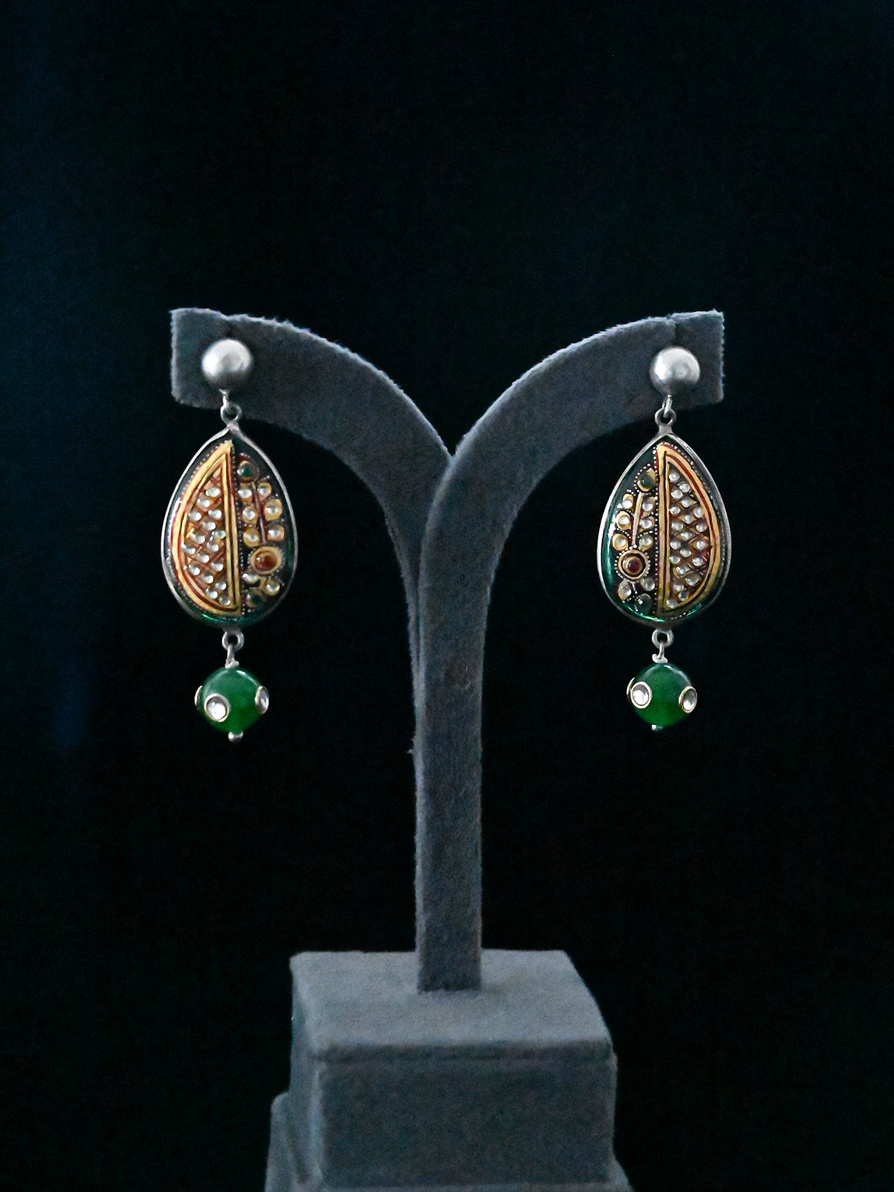 Artistry Handcrafted Dangler Earring